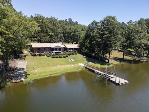 The Retreat at Vansant - HOT TUB, Dock, + Firepit