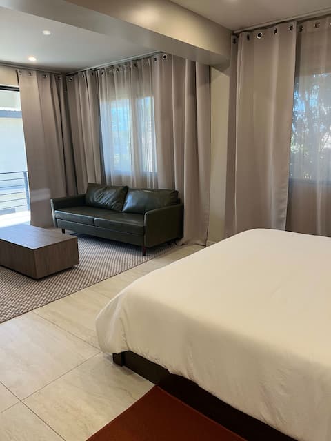 The Palms - Two Bedroom Suite