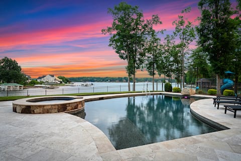 Paradise Pointe by AvantStay | Lakefront + Views