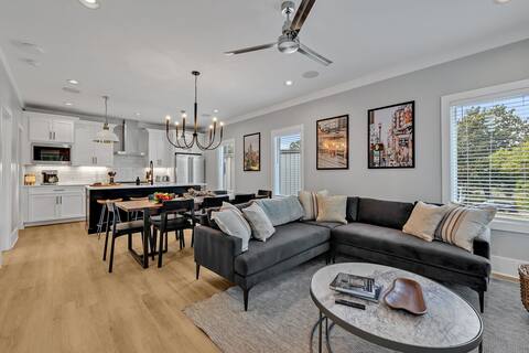 Double Treble - 2 Townhomes - Private Rooftops