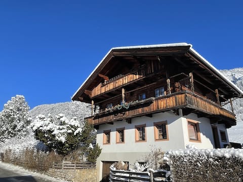Fantastic traditional chalet in Alpbach