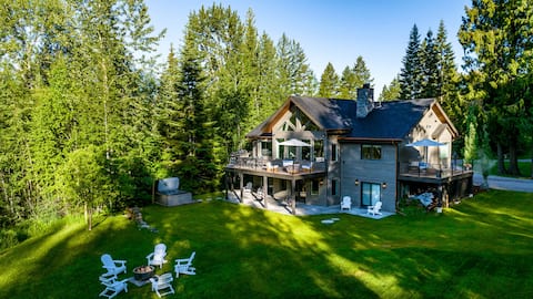 Back Forty Lodge w/ Cabin, Spa, Fire Pit & BBQ