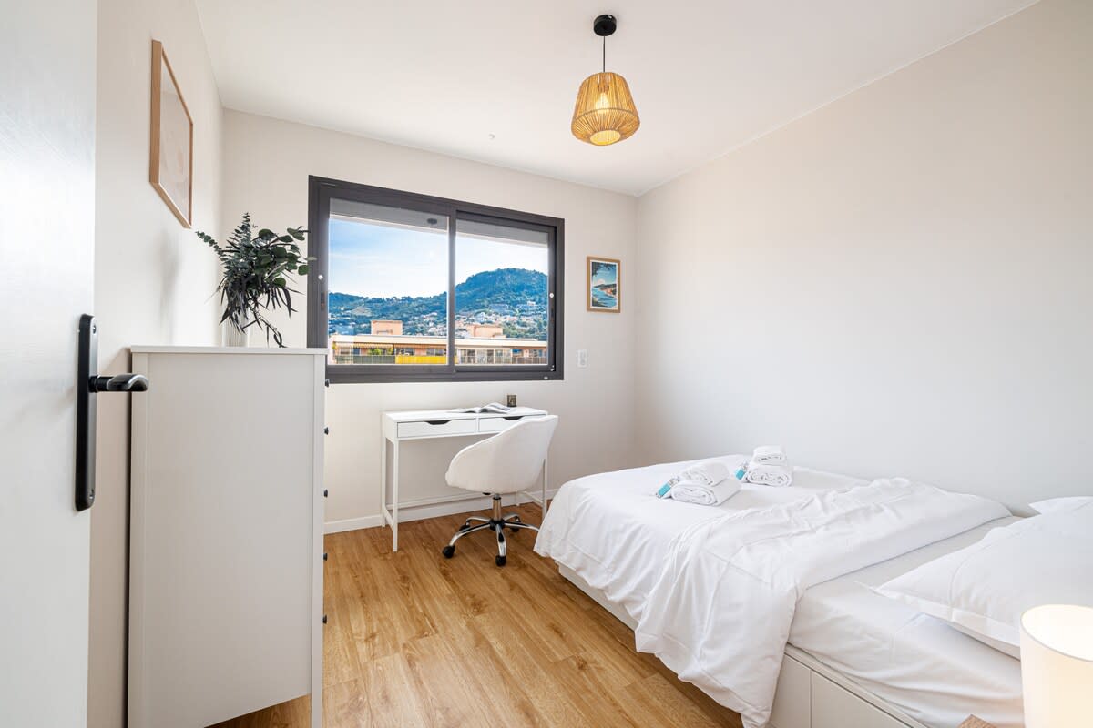 غرفة النوم 2