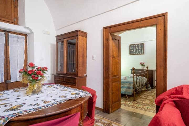 Arakne gallery image 2