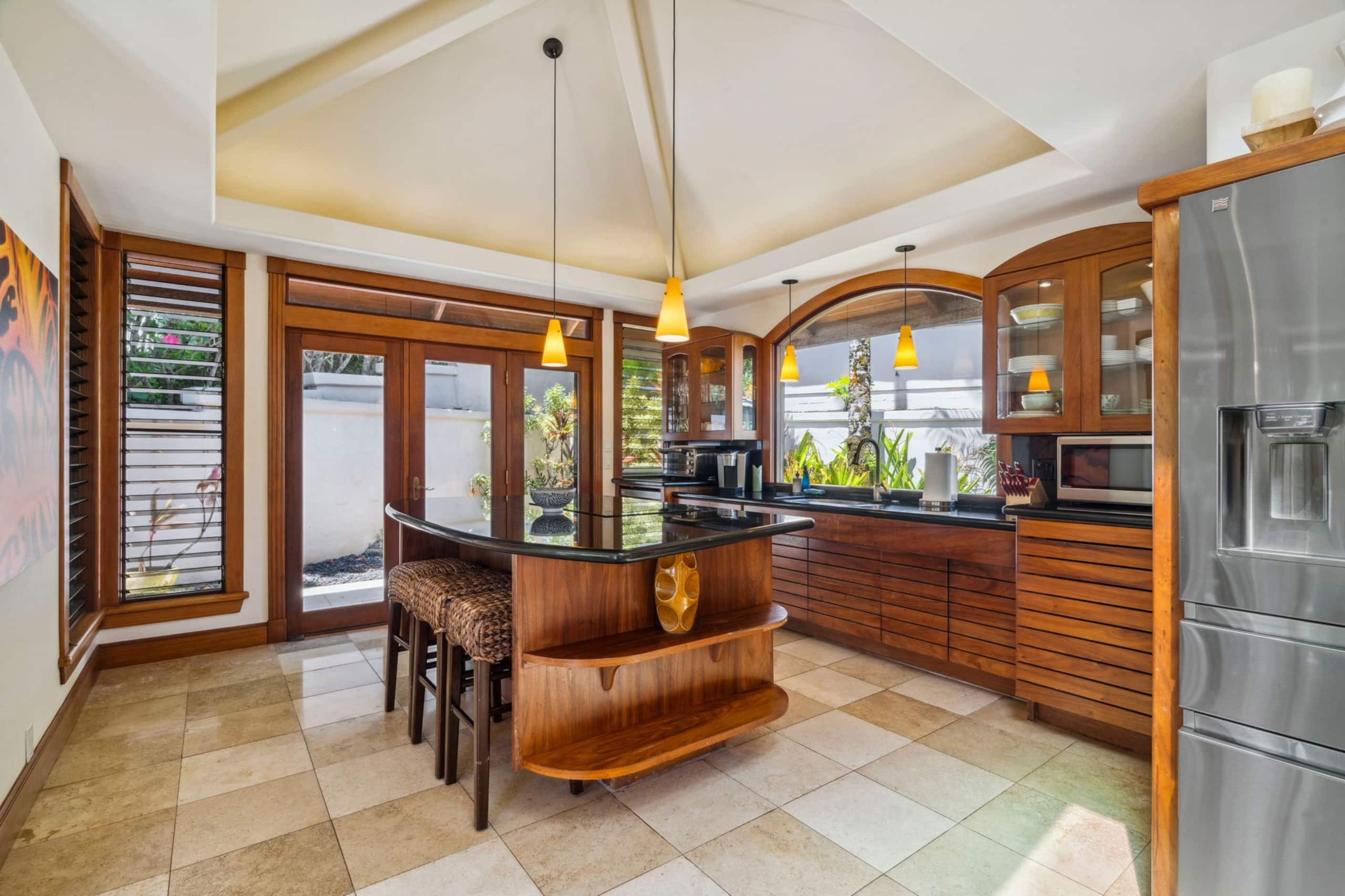 Home in Princeville · ★4.84 · 3 bedrooms · 5 beds · 2.5 private baths - Image 14