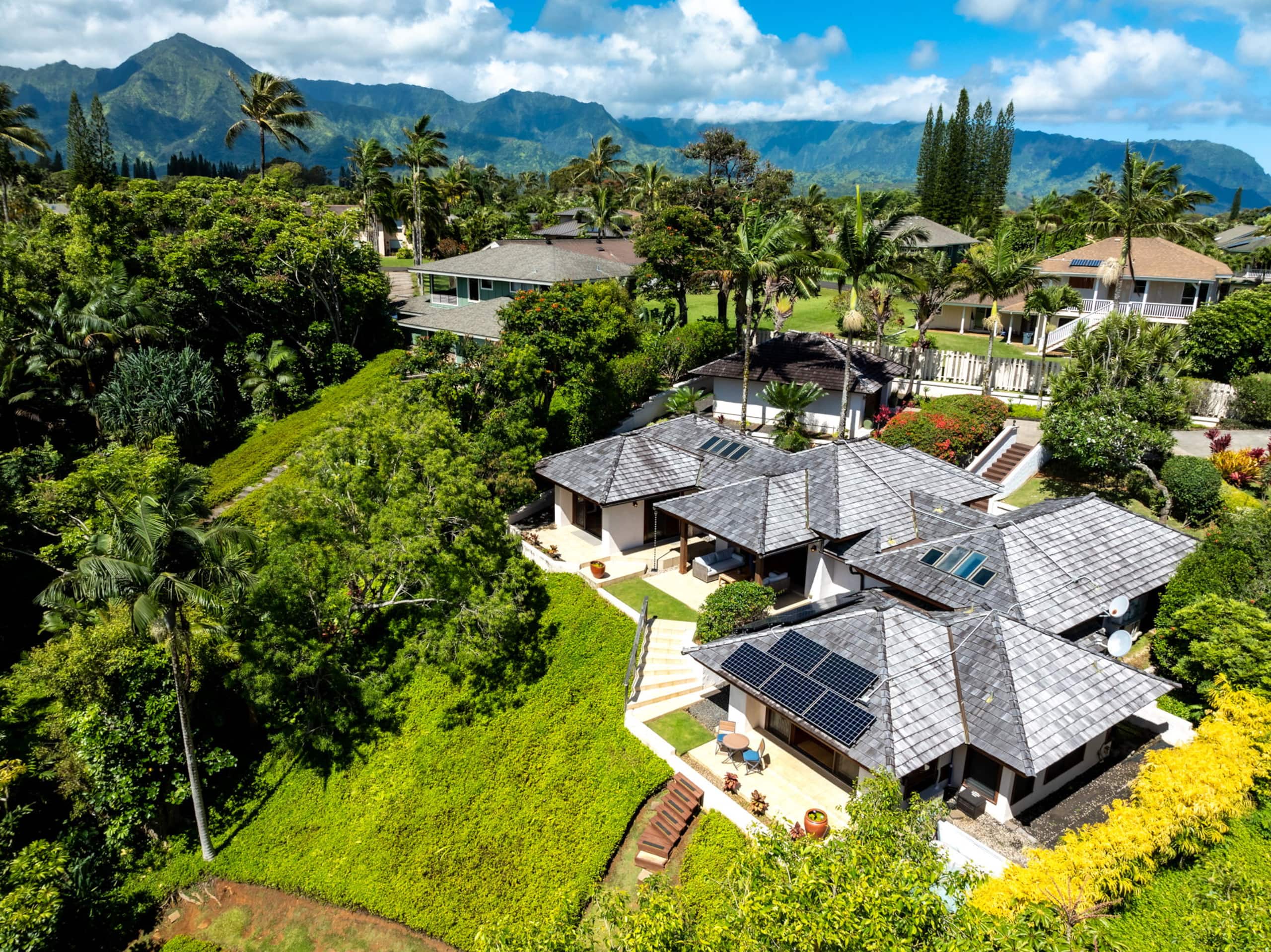 Home in Princeville · ★4.84 · 3 bedrooms · 5 beds · 2.5 private baths - Image 62