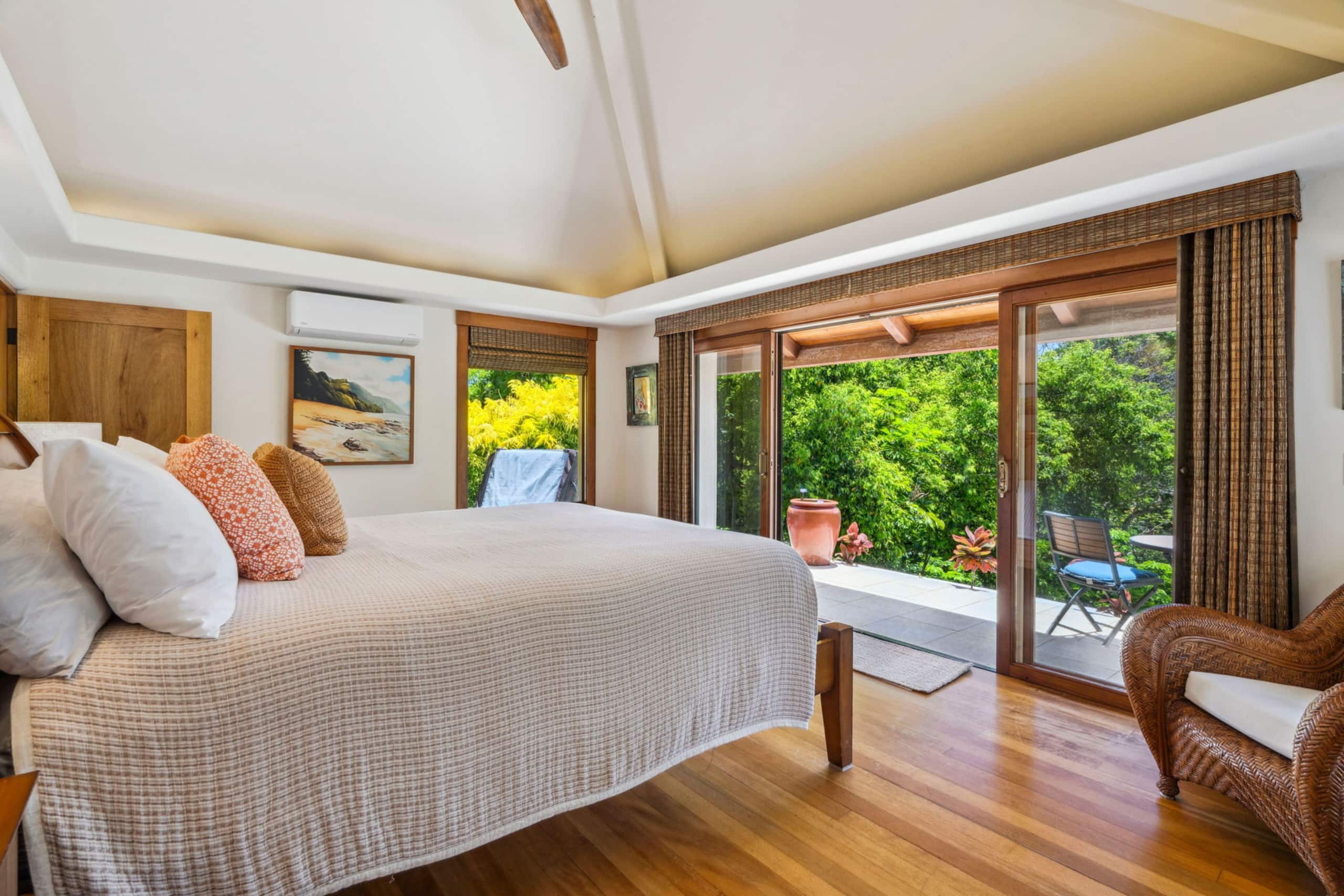 Home in Princeville · ★4.84 · 3 bedrooms · 5 beds · 2.5 private baths - Image 24