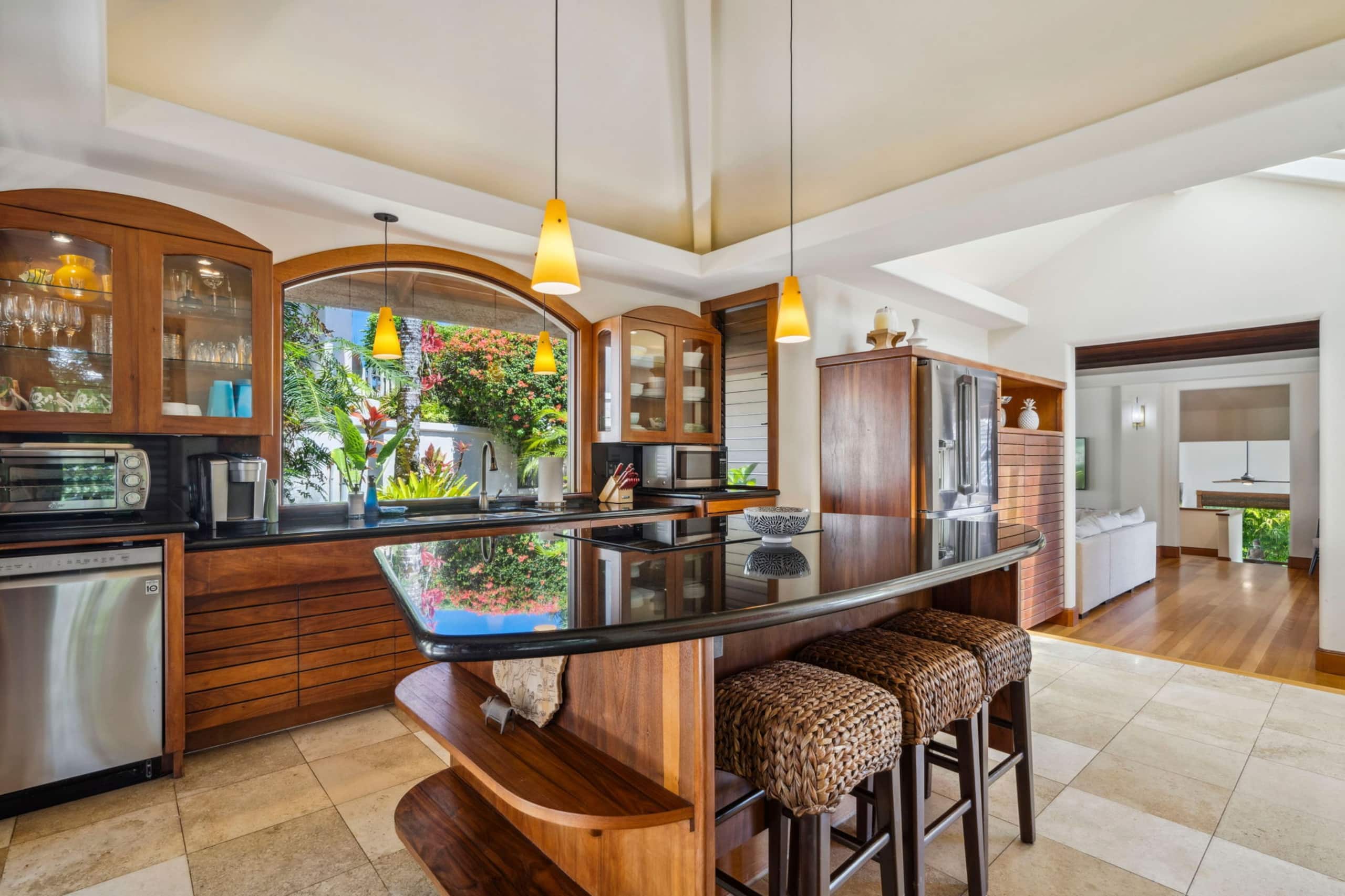 Home in Princeville · ★4.84 · 3 bedrooms · 5 beds · 2.5 private baths - Image 3