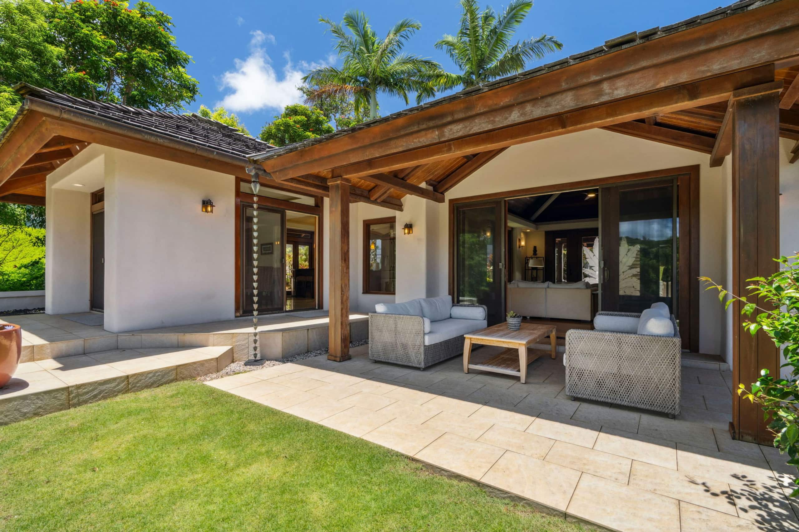 Home in Princeville · ★4.84 · 3 bedrooms · 5 beds · 2.5 private baths - Image 1
