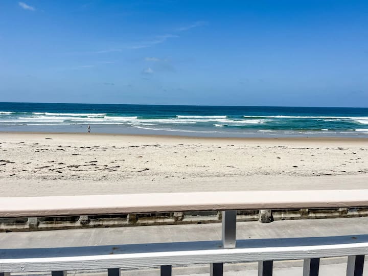 Surfside Landing I - Pacific Beach - San Diego