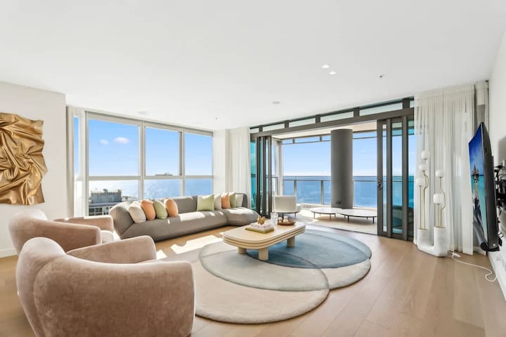 Gold Coast Luxury Resorts managed Airbnb listing 1