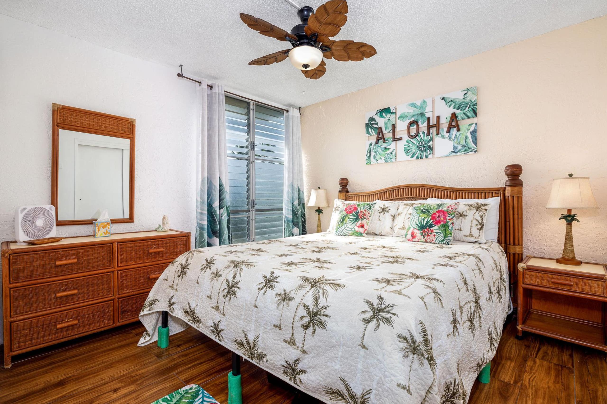 Condo in Kailua-Kona · ★4.63 · 1 bedroom · 2 beds · 1 private bath - Image 15