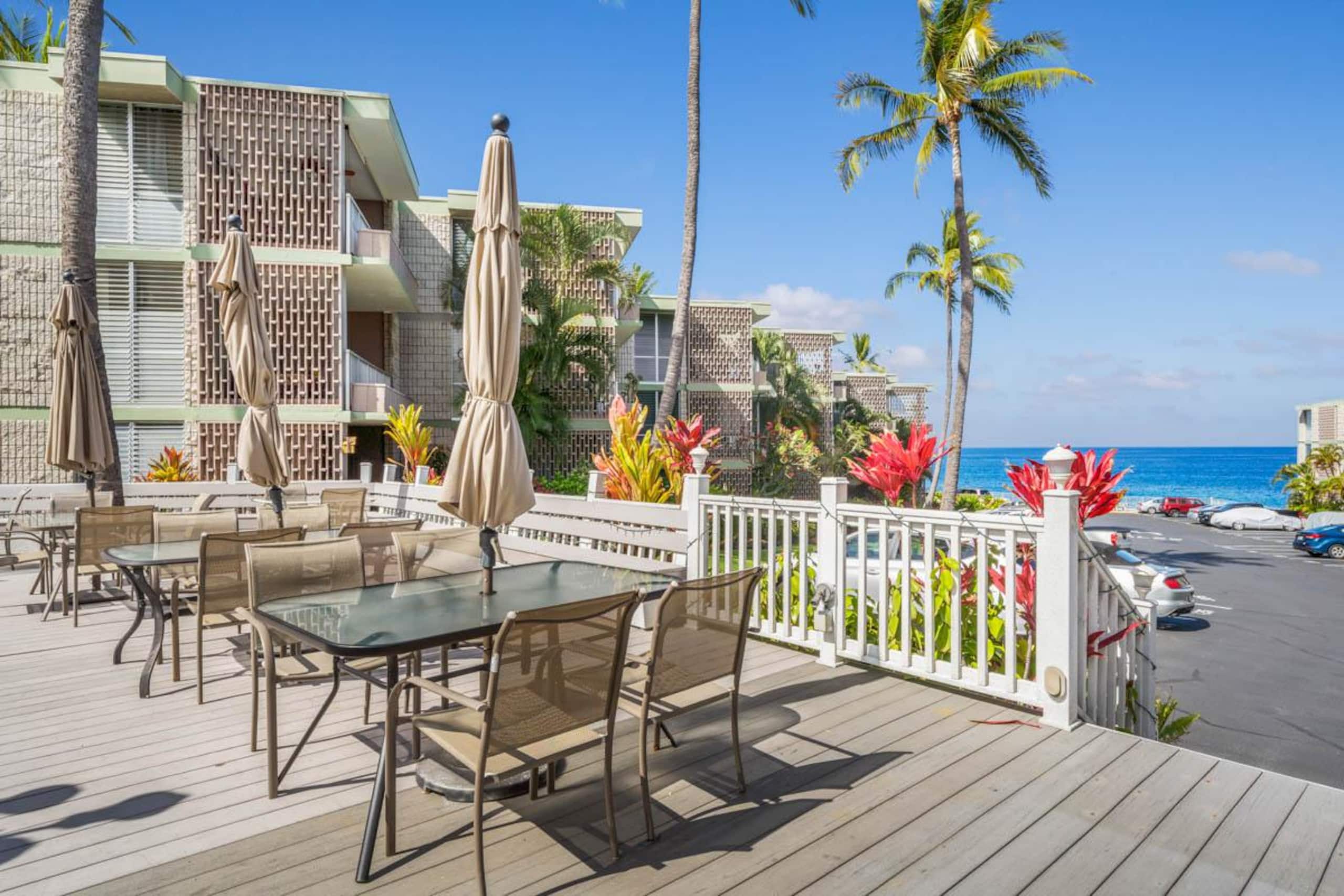 Condo in Kailua-Kona · ★4.63 · 1 bedroom · 2 beds · 1 private bath - Image 28