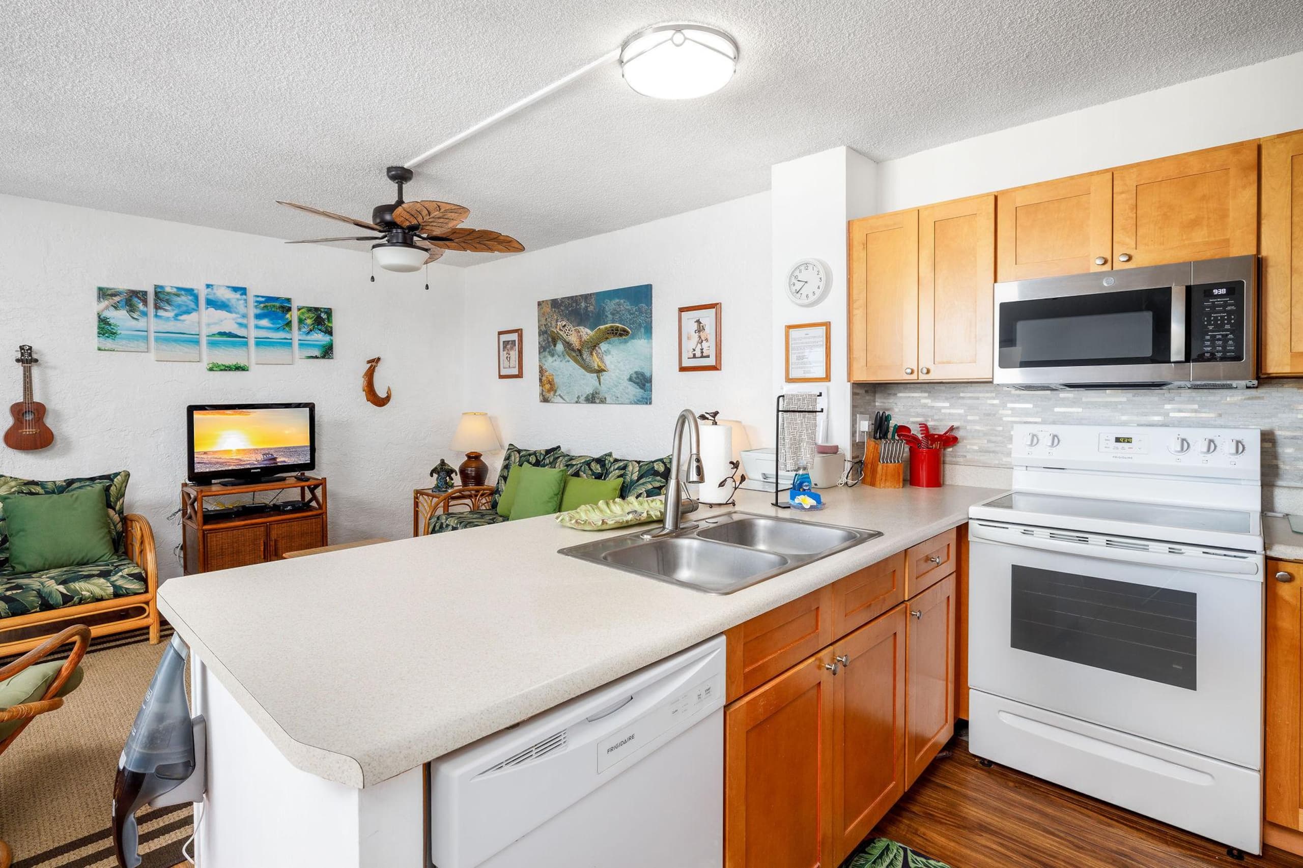 Condo in Kailua-Kona · ★4.63 · 1 bedroom · 2 beds · 1 private bath - Image 8