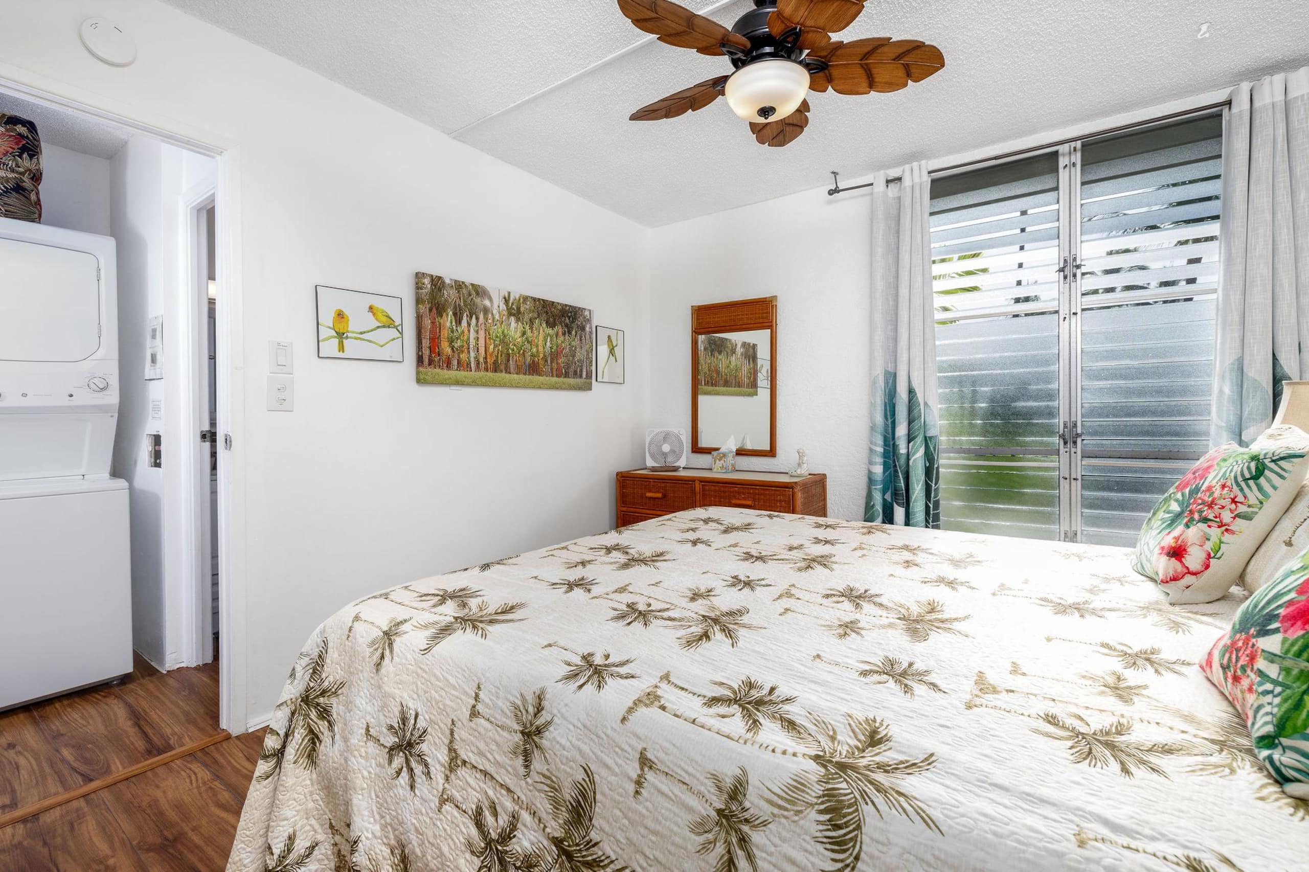 Condo in Kailua-Kona · ★4.63 · 1 bedroom · 2 beds · 1 private bath - Image 14