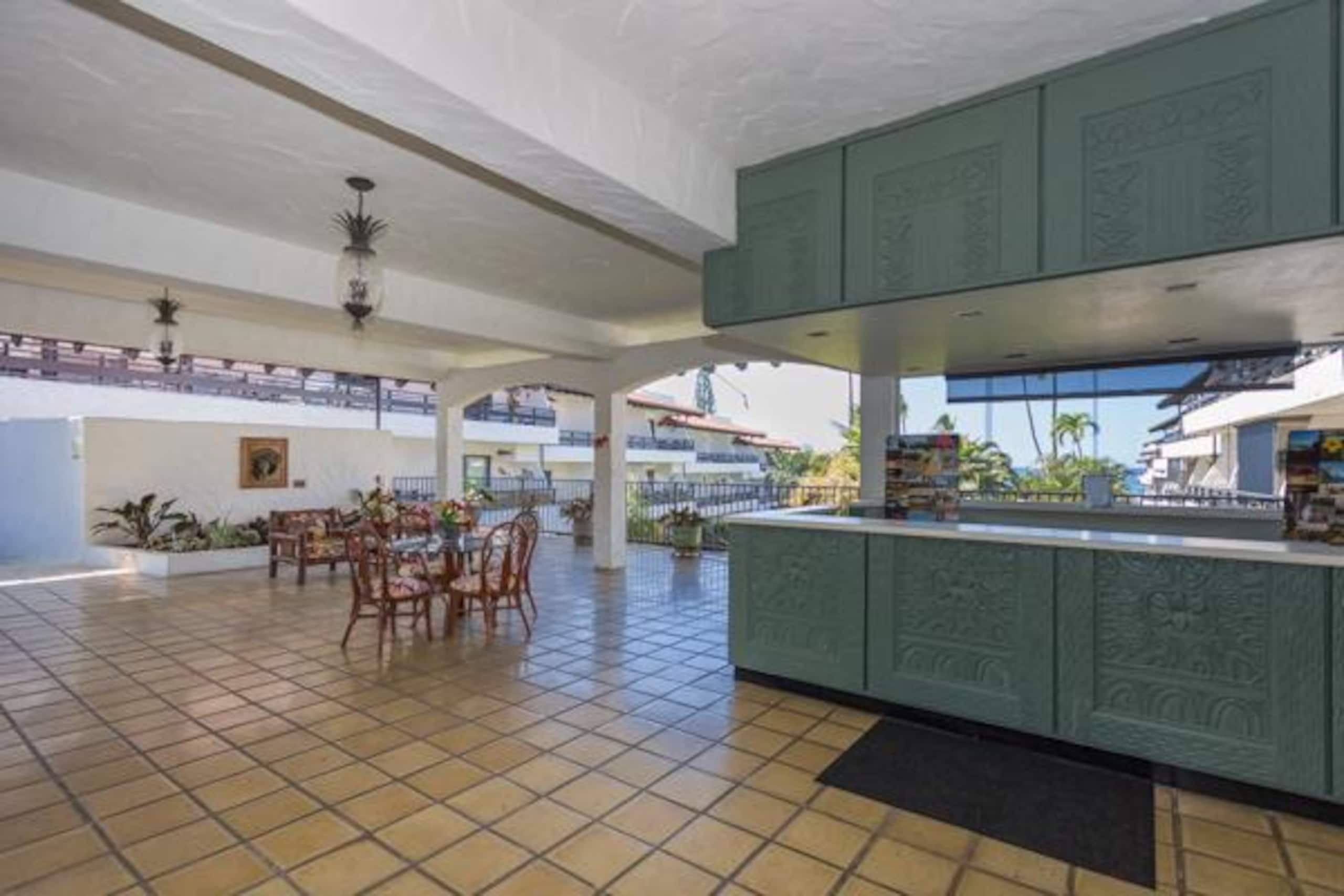 Condo in Kailua-Kona · ★4.88 · 1 bedroom · 2 beds · 1 private bath - Image 23