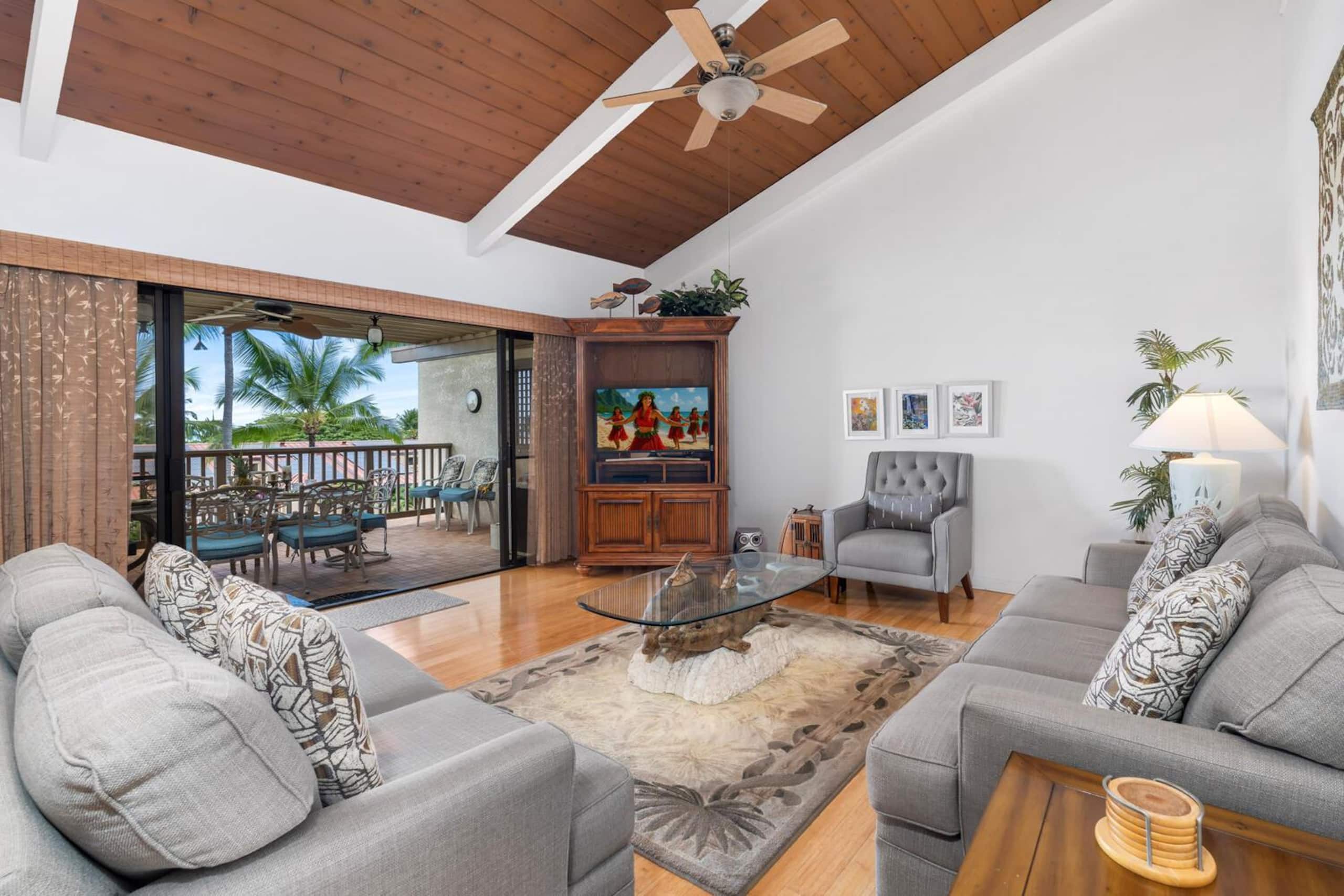 Condo in Kailua-Kona · ★4.71 · 2 bedrooms · 3 beds · 2 baths - Image 1