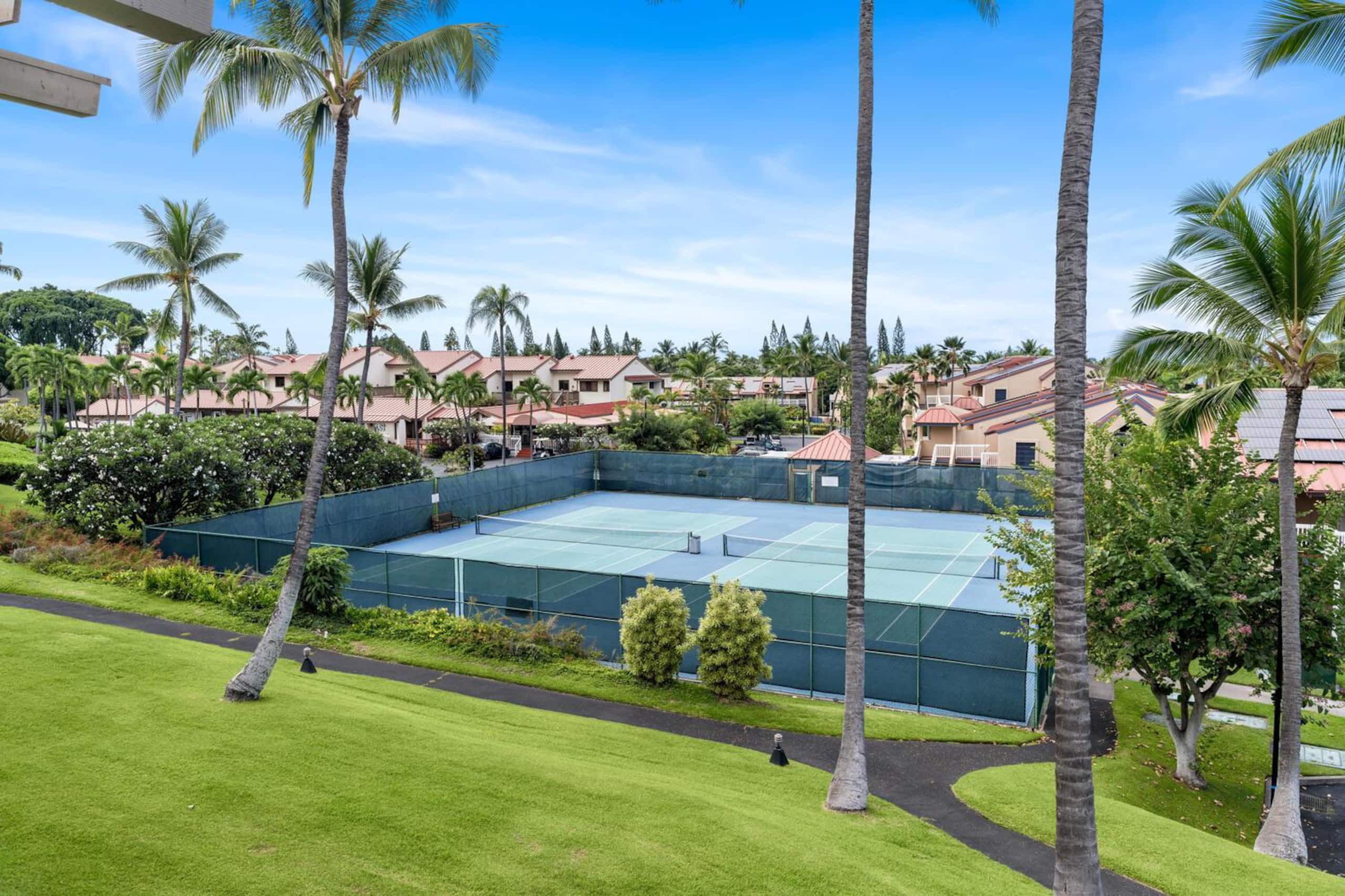 Condo in Kailua-Kona · ★4.71 · 2 bedrooms · 3 beds · 2 baths - Image 40