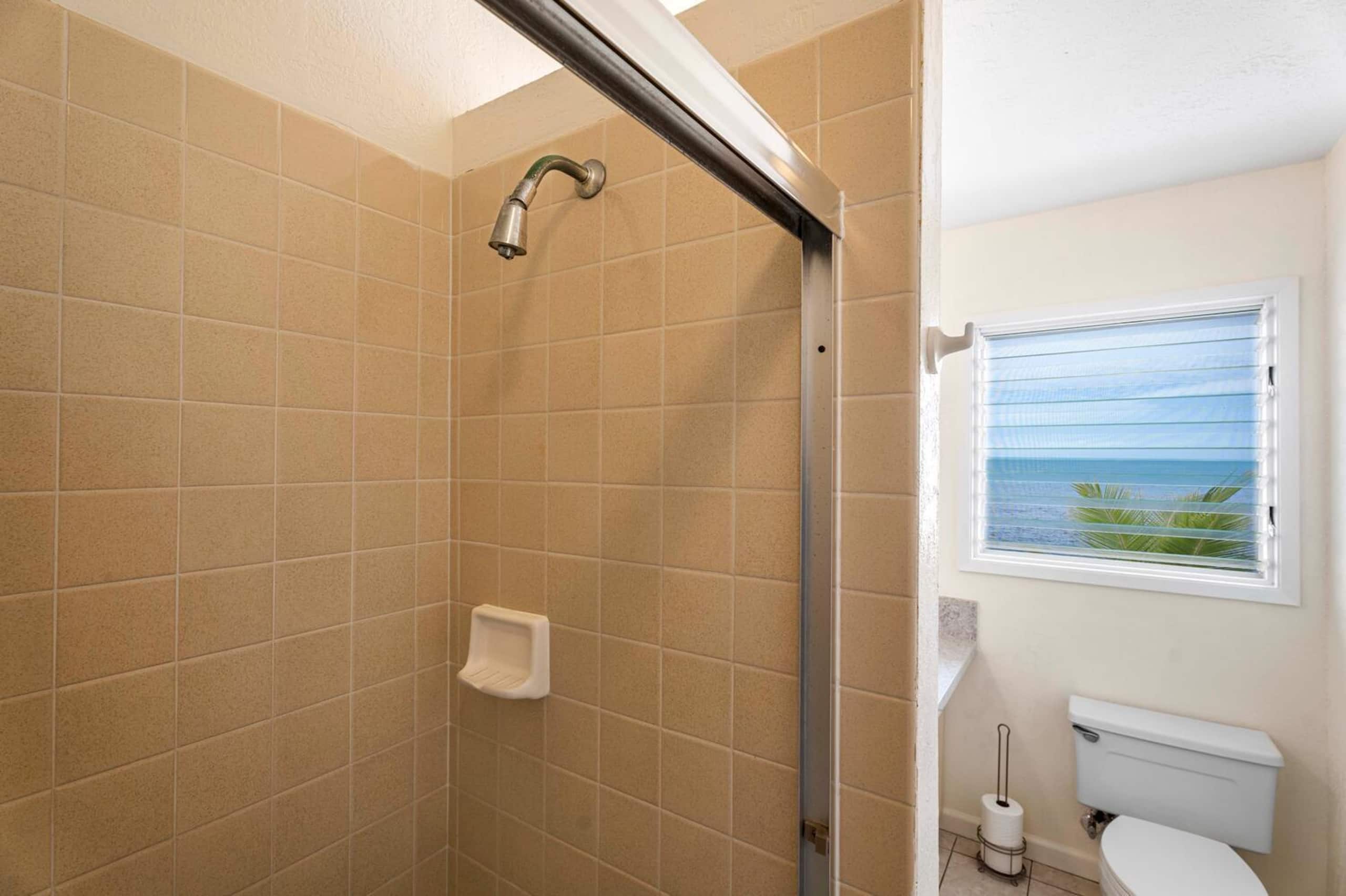Condo in Kailua-Kona · ★4.75 · 2 bedrooms · 3 beds · 2 private baths - Image 16