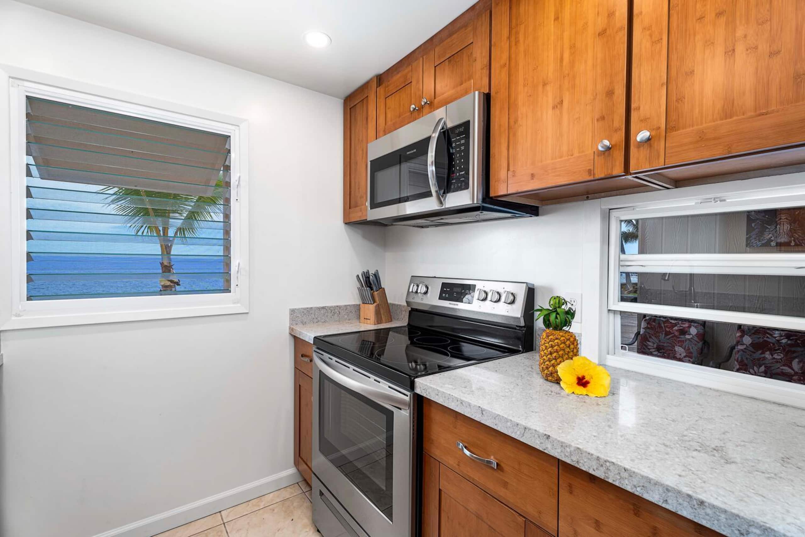 Condo in Kailua-Kona · ★4.75 · 2 bedrooms · 3 beds · 2 private baths - Image 9
