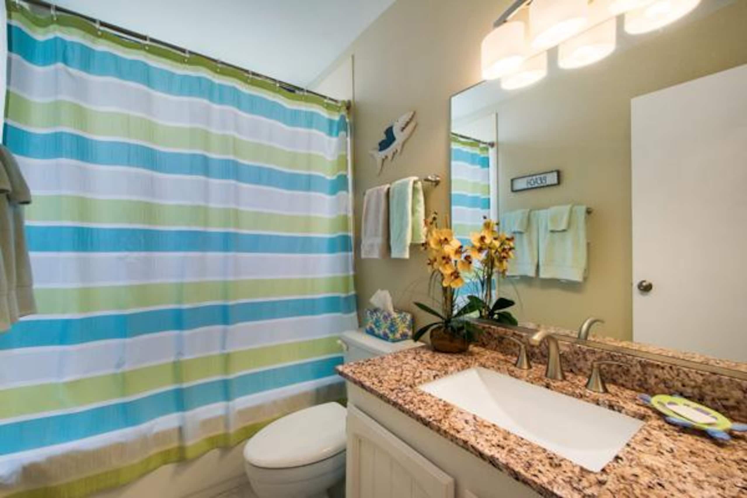 Condo in Kailua-Kona · ★4.76 · 2 bedrooms · 3 beds · 2 baths - Image 12