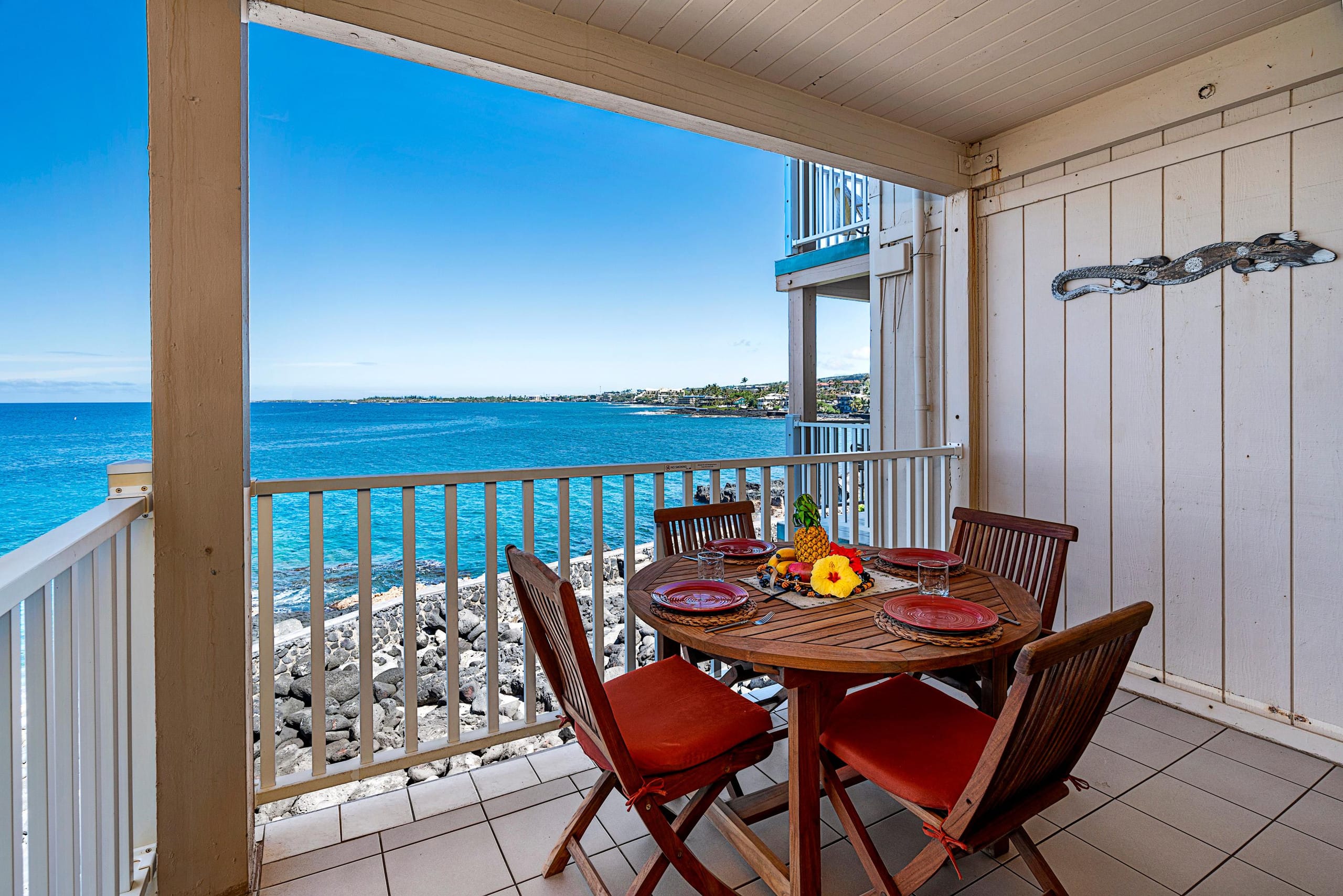 Condo in Kailua-Kona · ★4.68 · 2 bedrooms · 4 beds · 2 private baths - Image 22