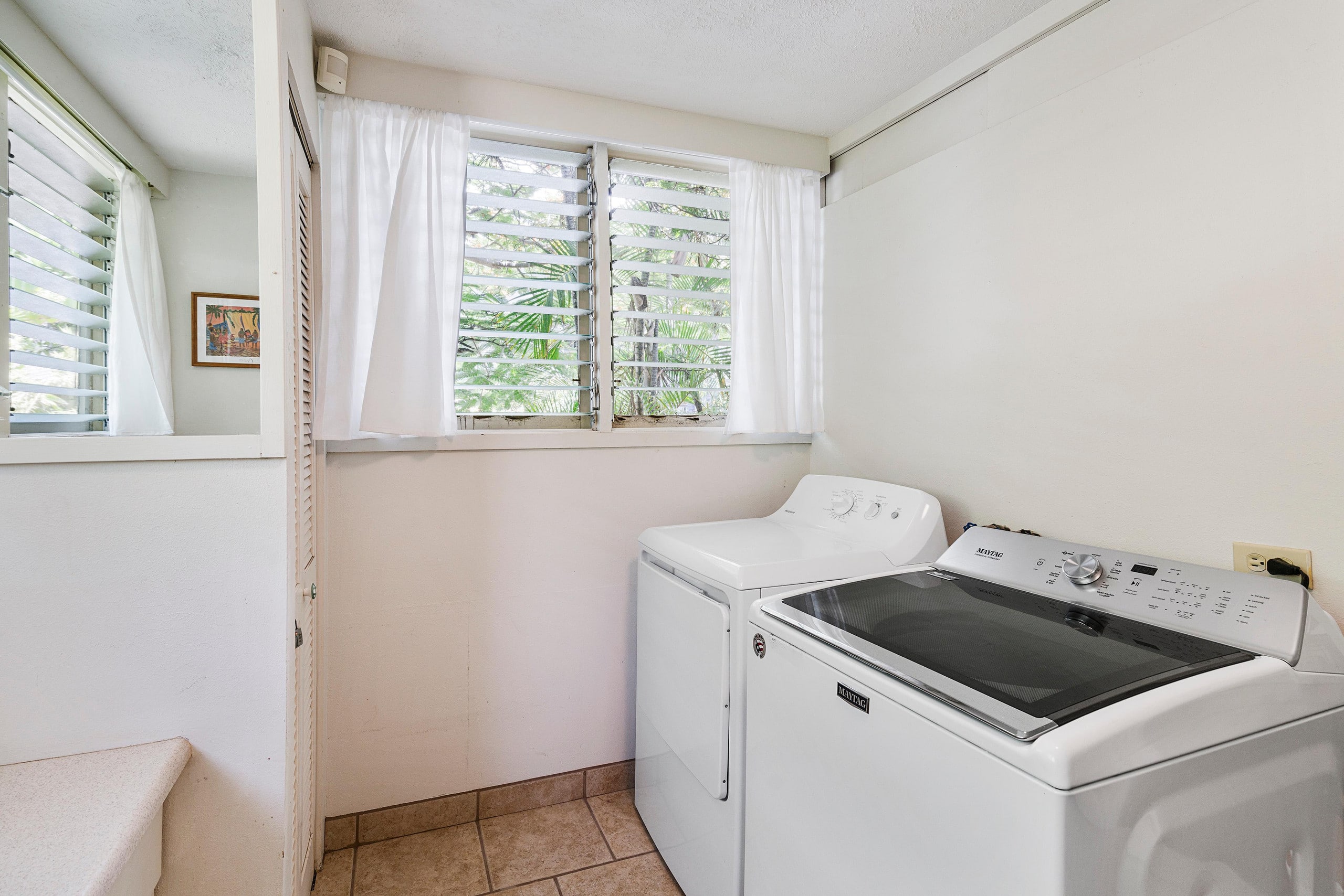 Home in Kailua-Kona · ★4.38 · 3 bedrooms · 5 beds · 3 baths - Image 25