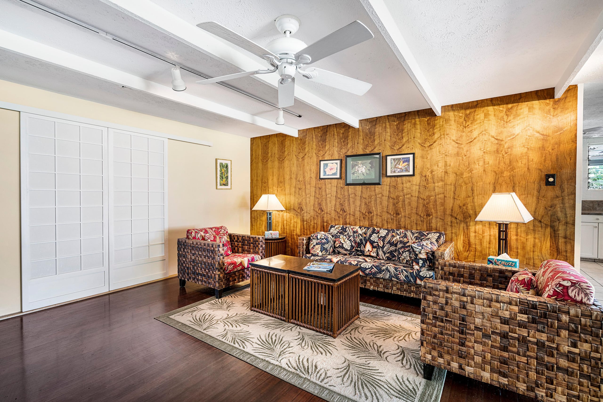 Home in Kailua-Kona · ★4.38 · 3 bedrooms · 5 beds · 3 baths - Image 11