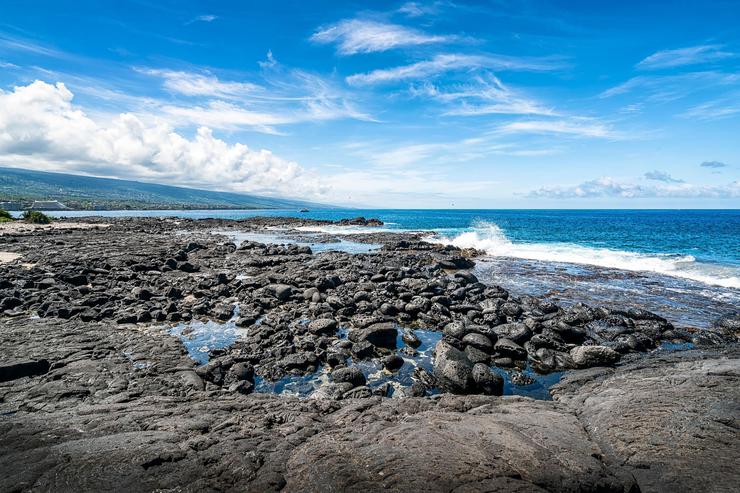 Home in Kailua-Kona · ★4.38 · 3 bedrooms · 5 beds · 3 baths - Image 27