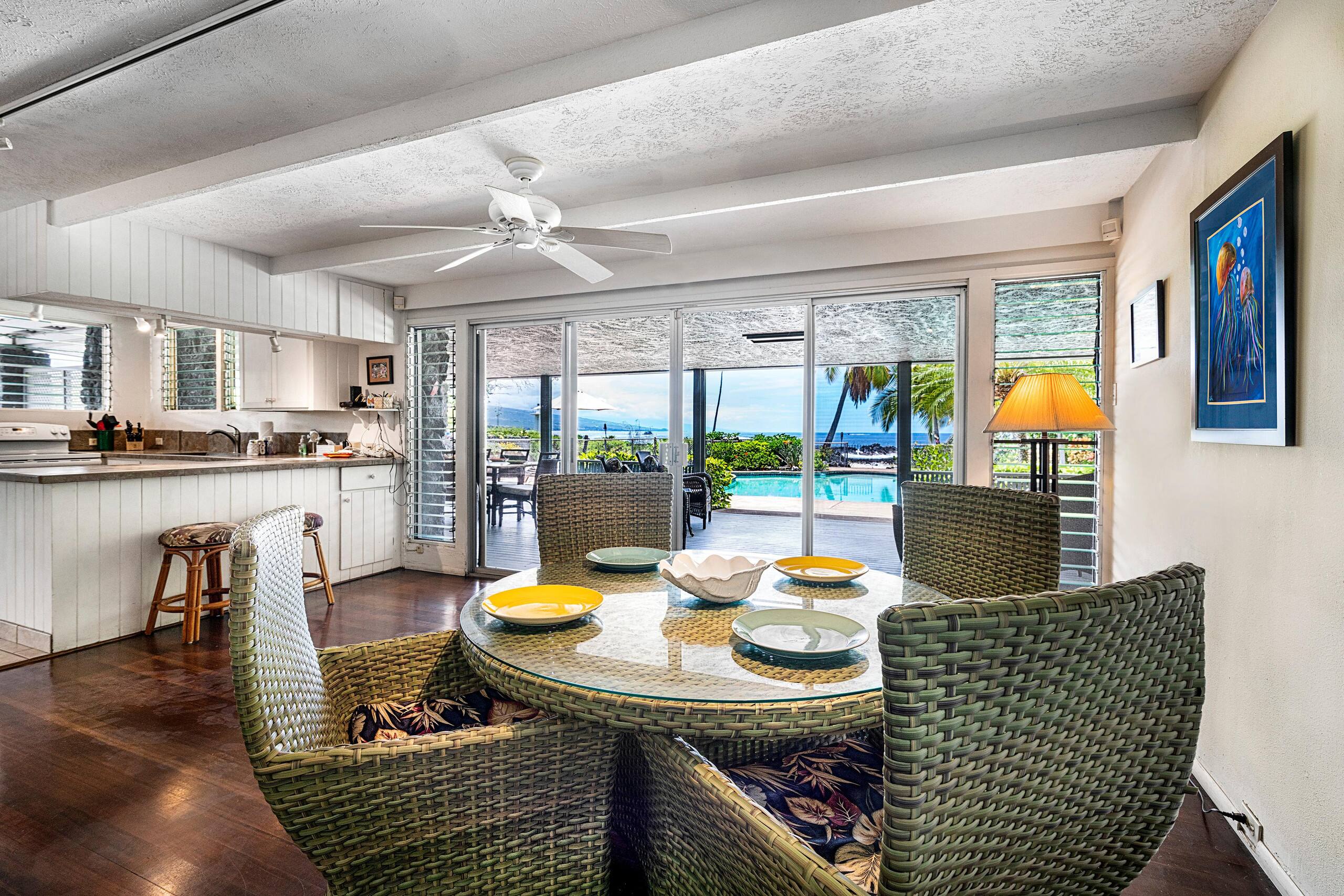 Home in Kailua-Kona · ★4.38 · 3 bedrooms · 5 beds · 3 baths - Image 12