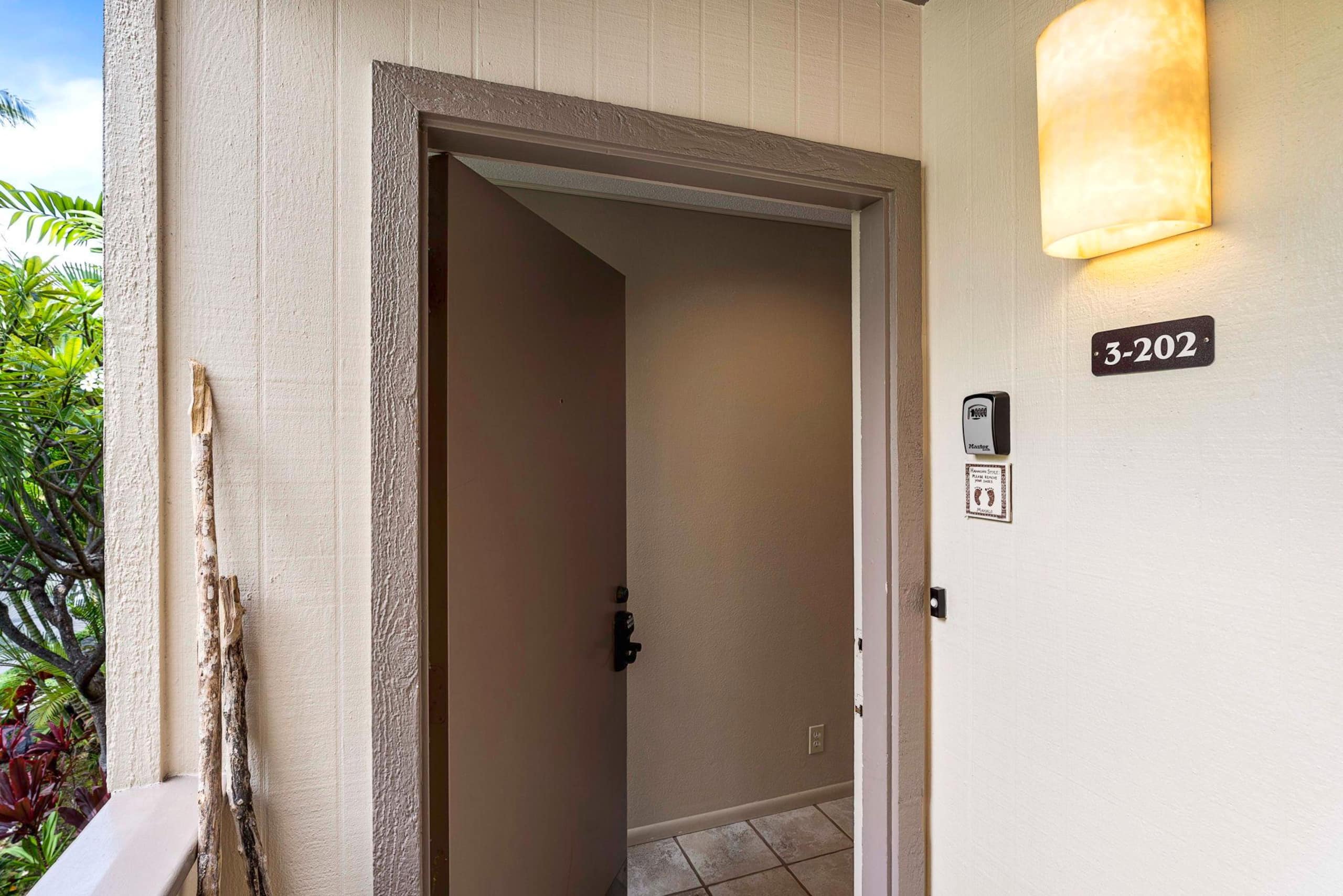 Condo in Kailua-Kona · ★4.67 · 2 bedrooms · 3 beds · 2 baths - Image 28