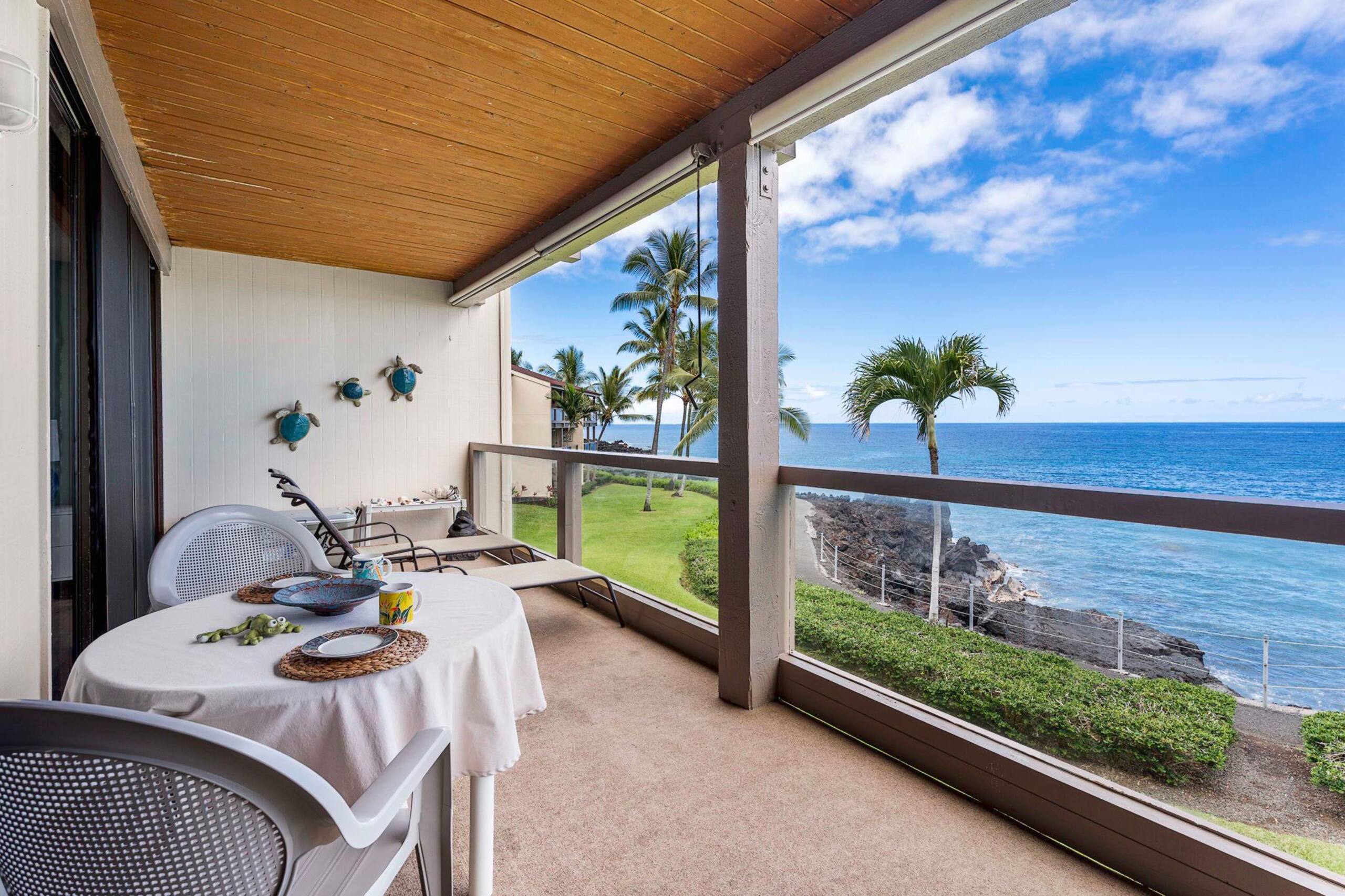 Condo in Kailua-Kona · ★4.67 · 2 bedrooms · 3 beds · 2 baths - Image 3