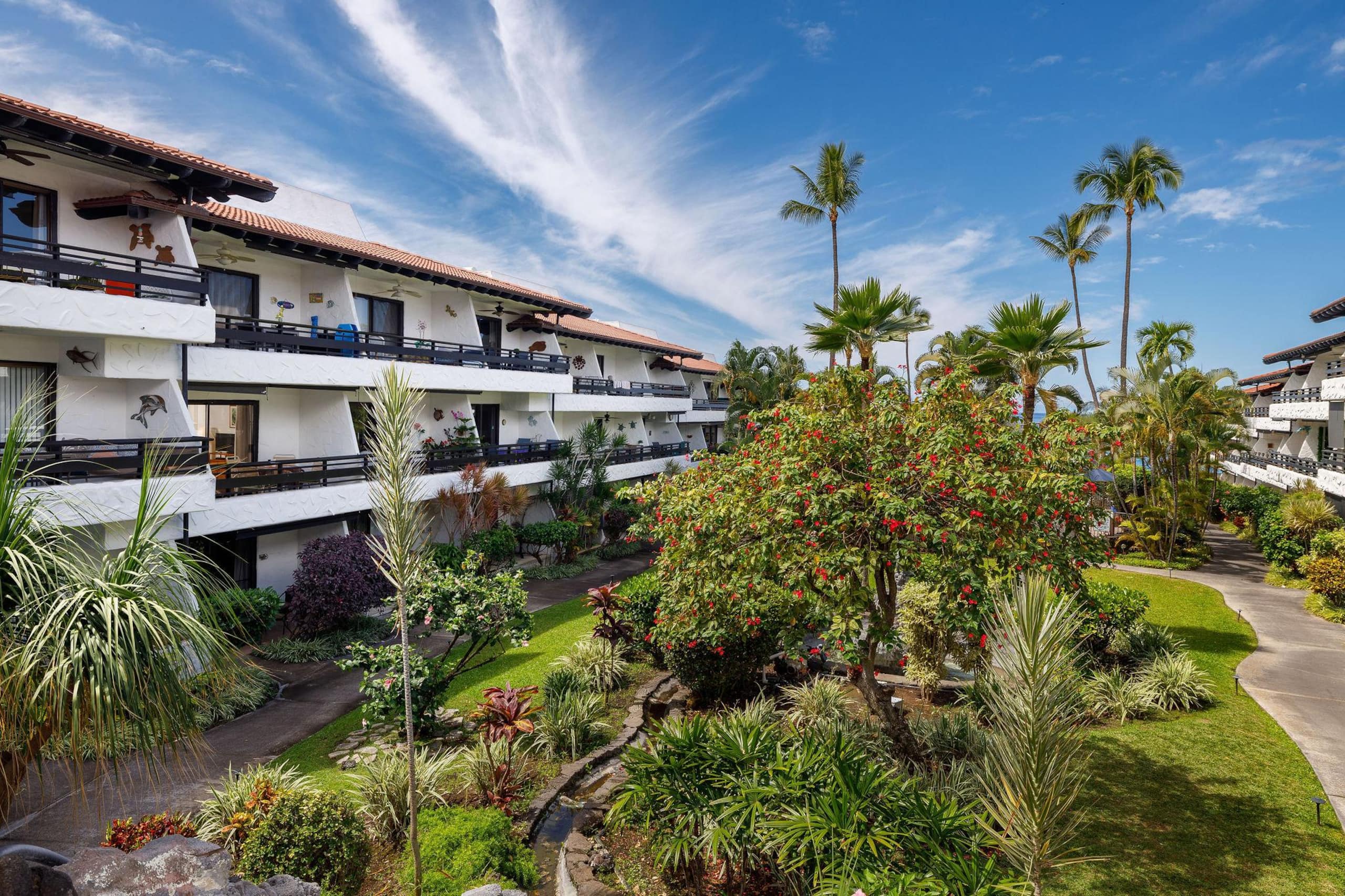Condo in Kailua-Kona · ★4.6 · 1 bedroom · 2 beds · 1 private bath - Image 23