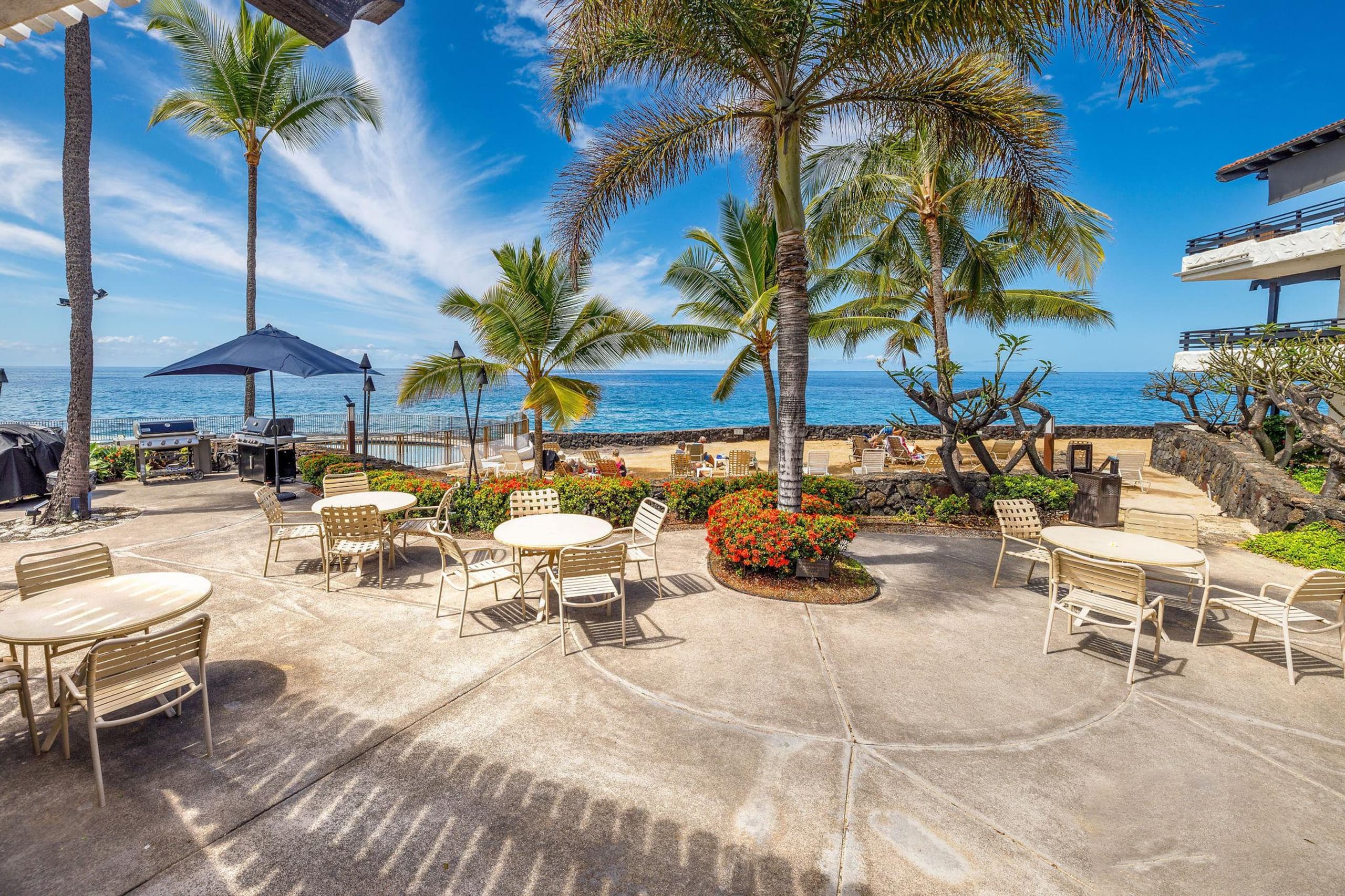 Condo in Kailua-Kona · ★4.6 · 1 bedroom · 2 beds · 1 private bath - Image 20