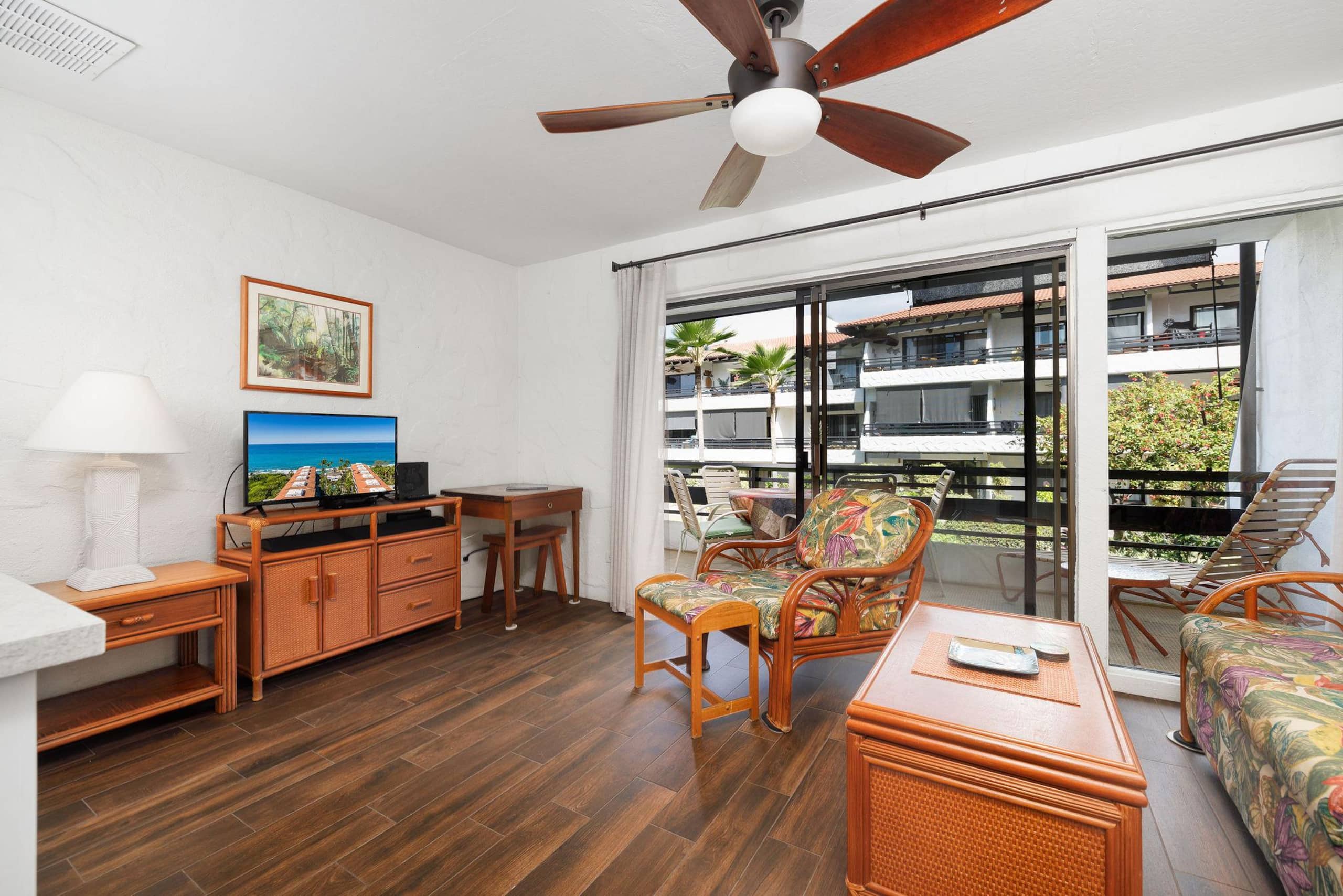 Condo in Kailua-Kona · ★4.6 · 1 bedroom · 2 beds · 1 private bath - Image 3