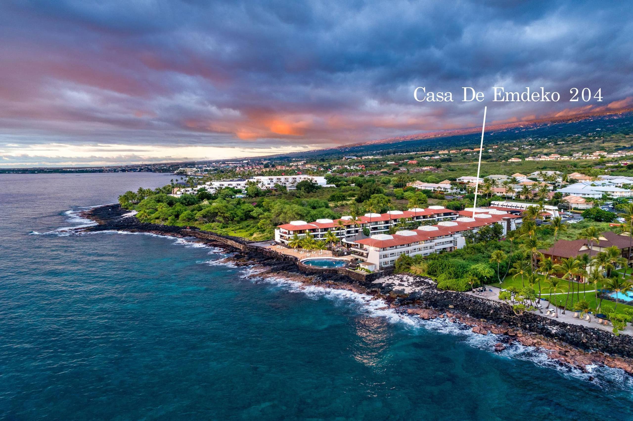 Condo in Kailua-Kona · ★4.6 · 1 bedroom · 2 beds · 1 private bath - Image 1