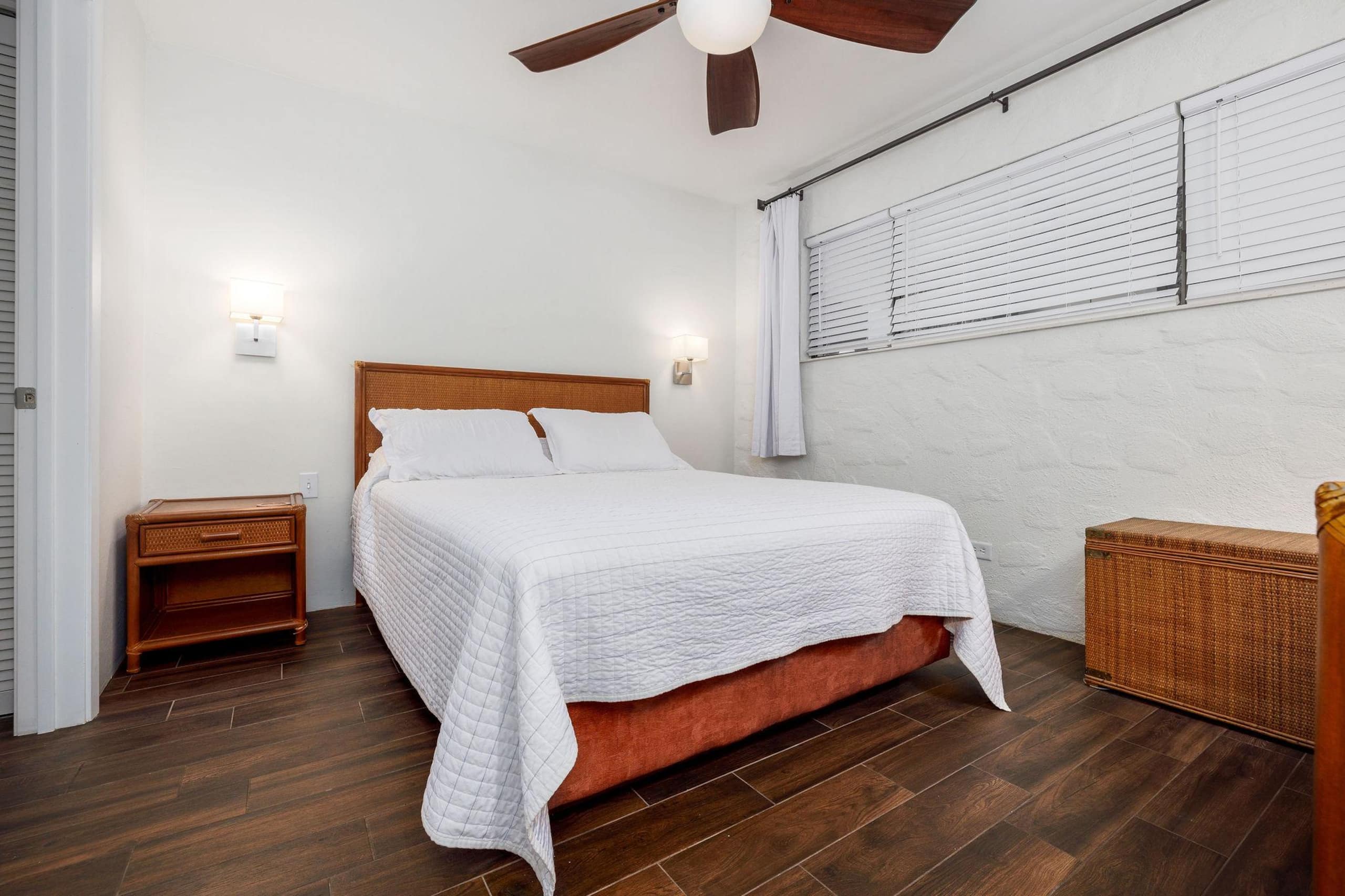 Condo in Kailua-Kona · ★4.6 · 1 bedroom · 2 beds · 1 private bath - Image 10