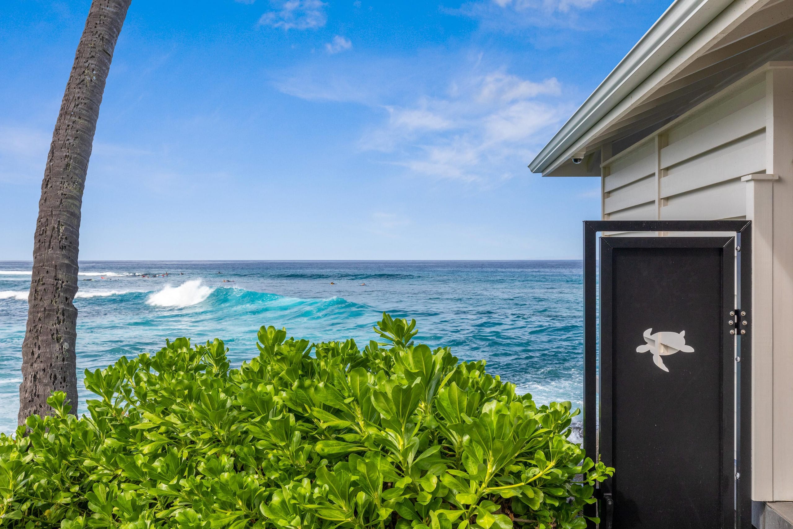 Home in Kailua-Kona · ★4.94 · 2 bedrooms · 2 beds · 2 baths - Image 19