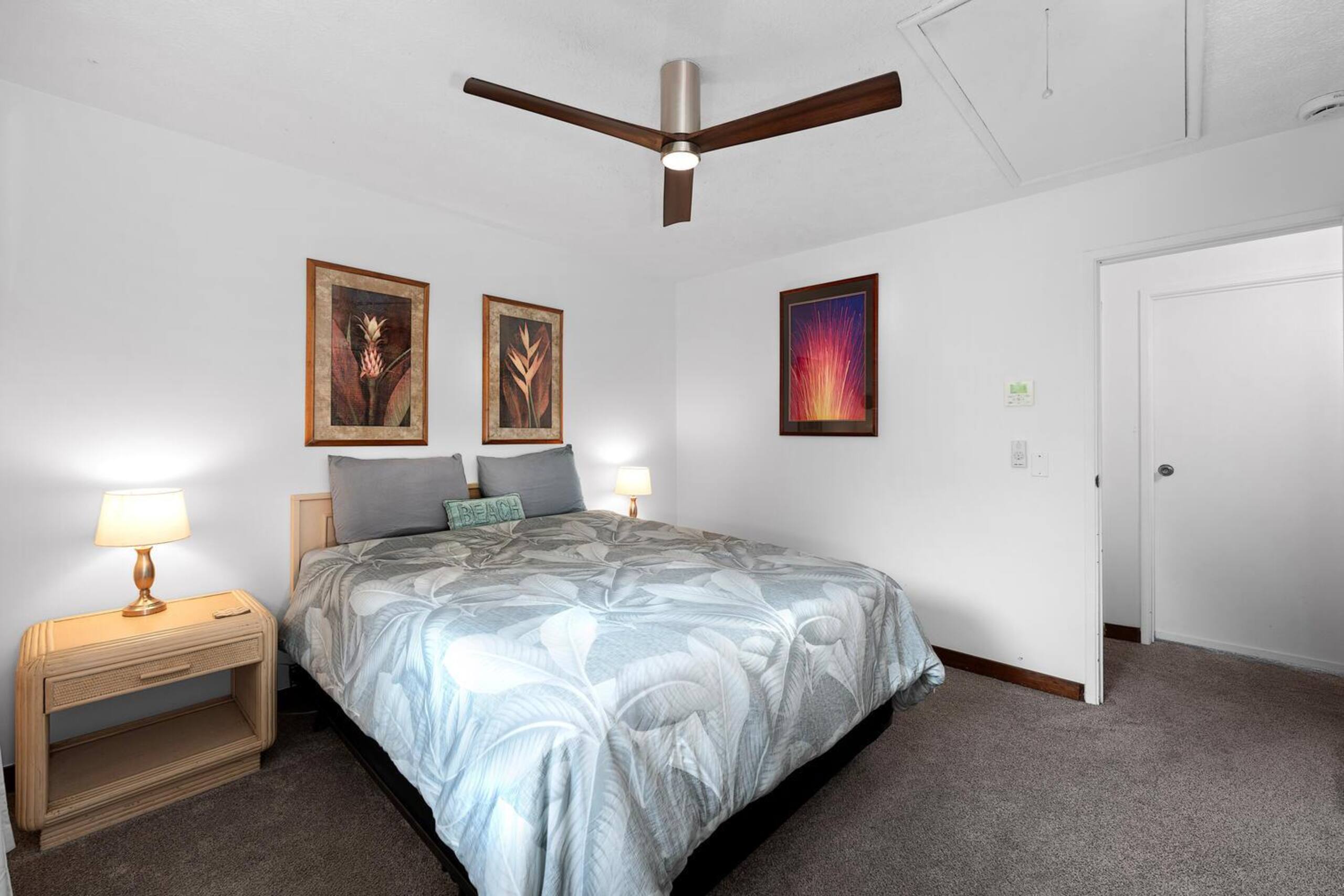 Condo in Kailua-Kona · ★4.56 · 2 bedrooms · 2 beds · 2 baths - Image 22