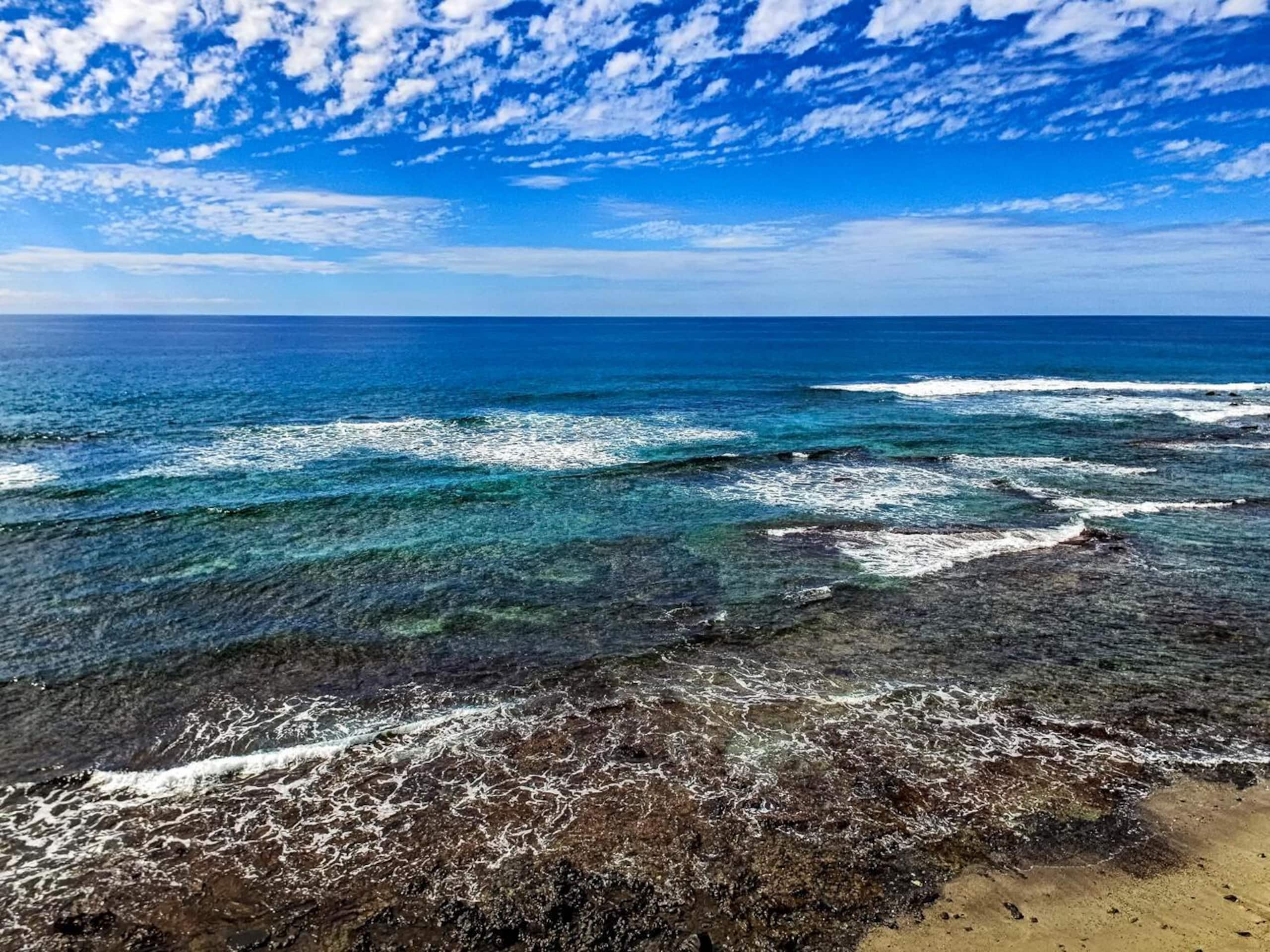 Condo in Kailua-Kona · ★4.56 · 2 bedrooms · 2 beds · 2 baths - Image 35