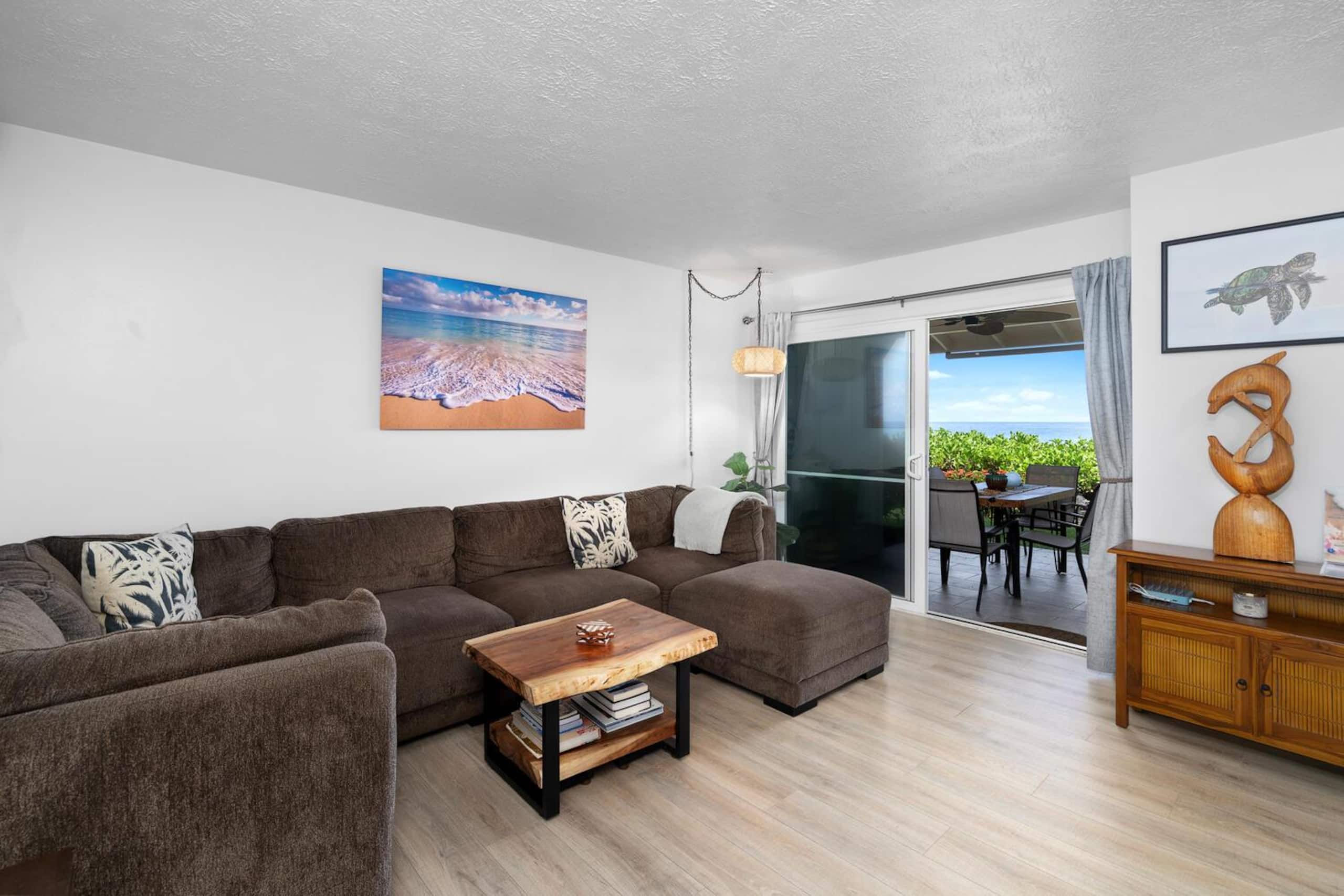 Condo in Kailua-Kona · ★4.56 · 2 bedrooms · 2 beds · 2 baths - Image 6