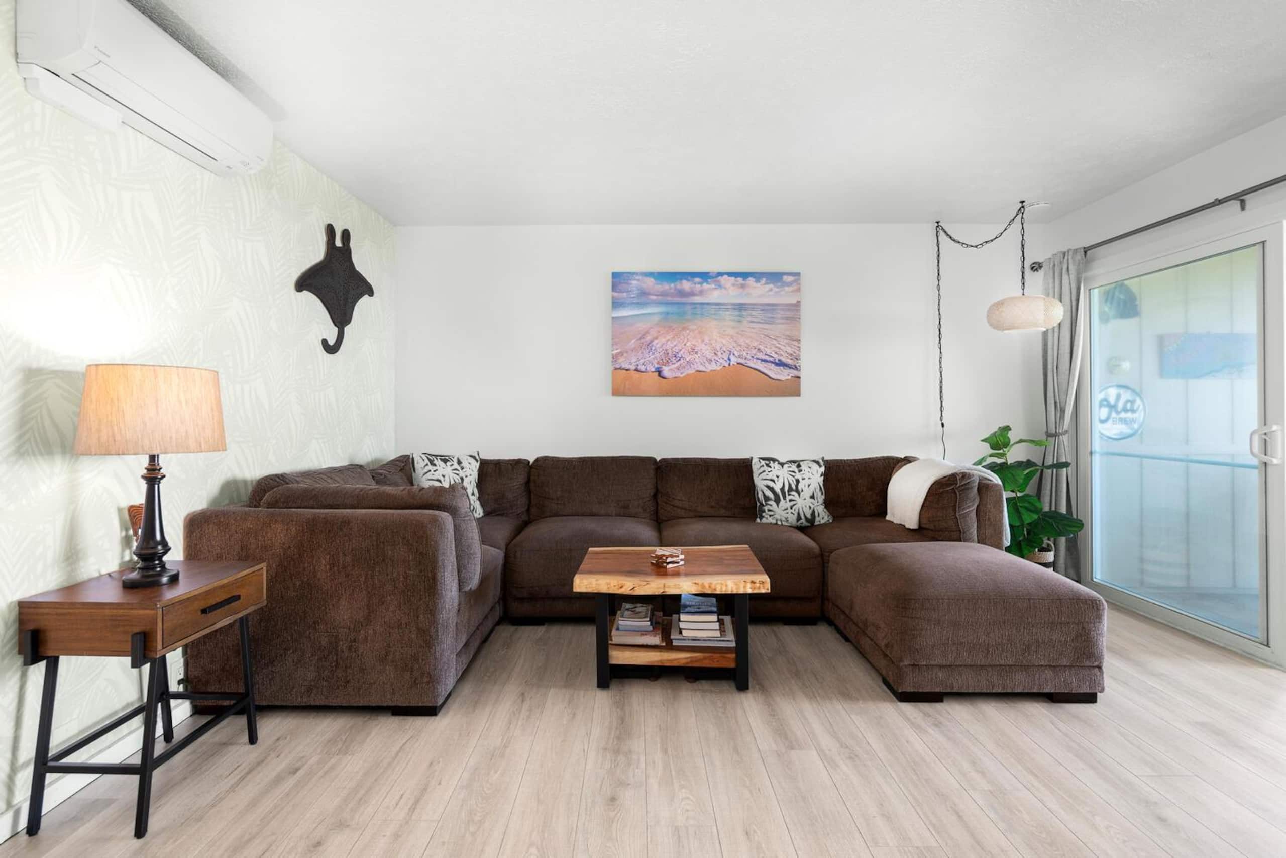 Condo in Kailua-Kona · ★4.56 · 2 bedrooms · 2 beds · 2 baths - Image 5