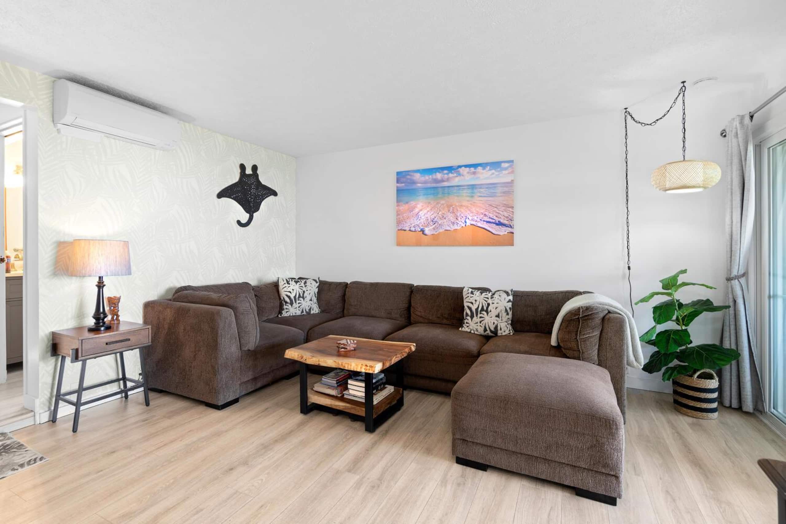 Condo in Kailua-Kona · ★4.56 · 2 bedrooms · 2 beds · 2 baths - Image 23