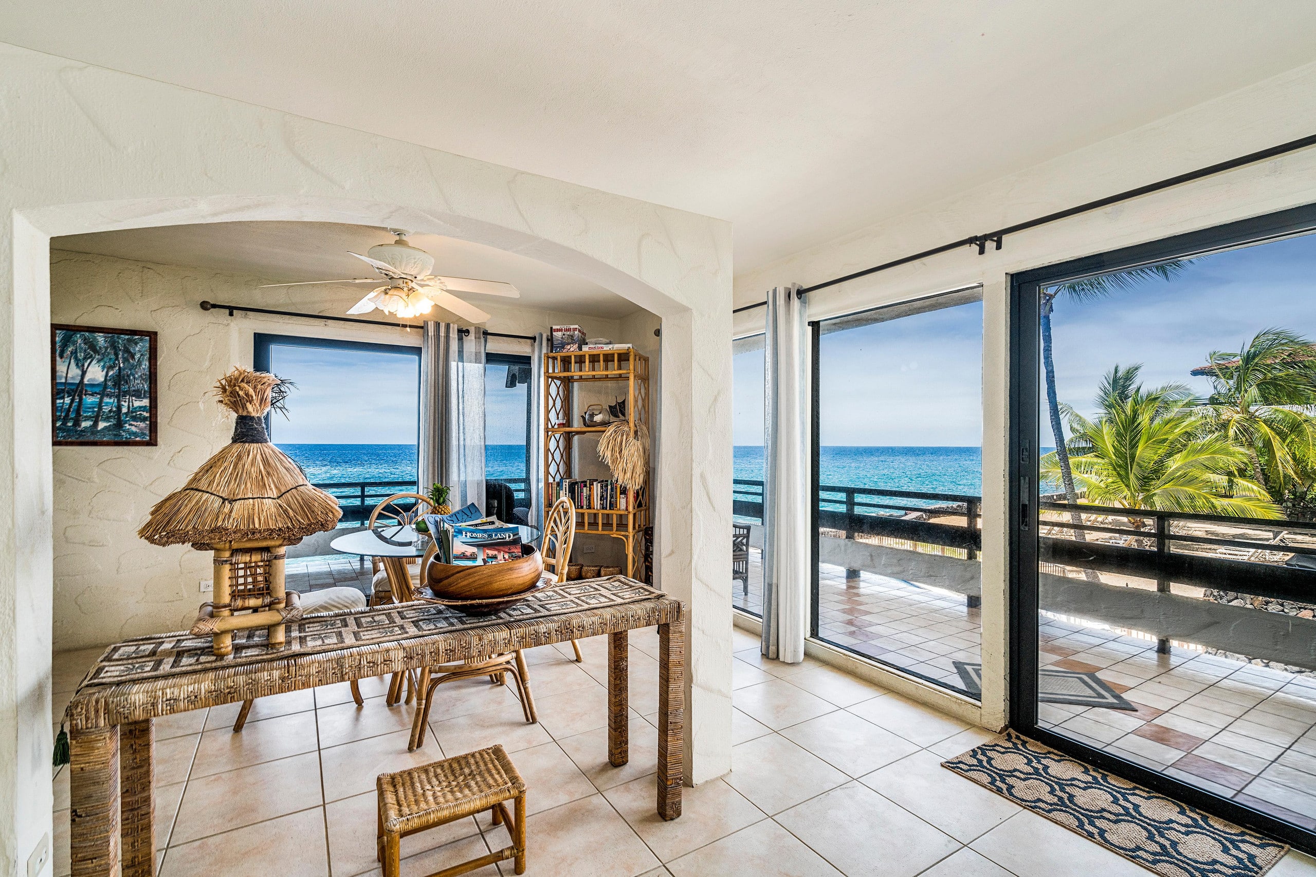 Condo in Kailua-Kona · ★4.68 · 2 bedrooms · 4 beds · 2 baths - Image 7