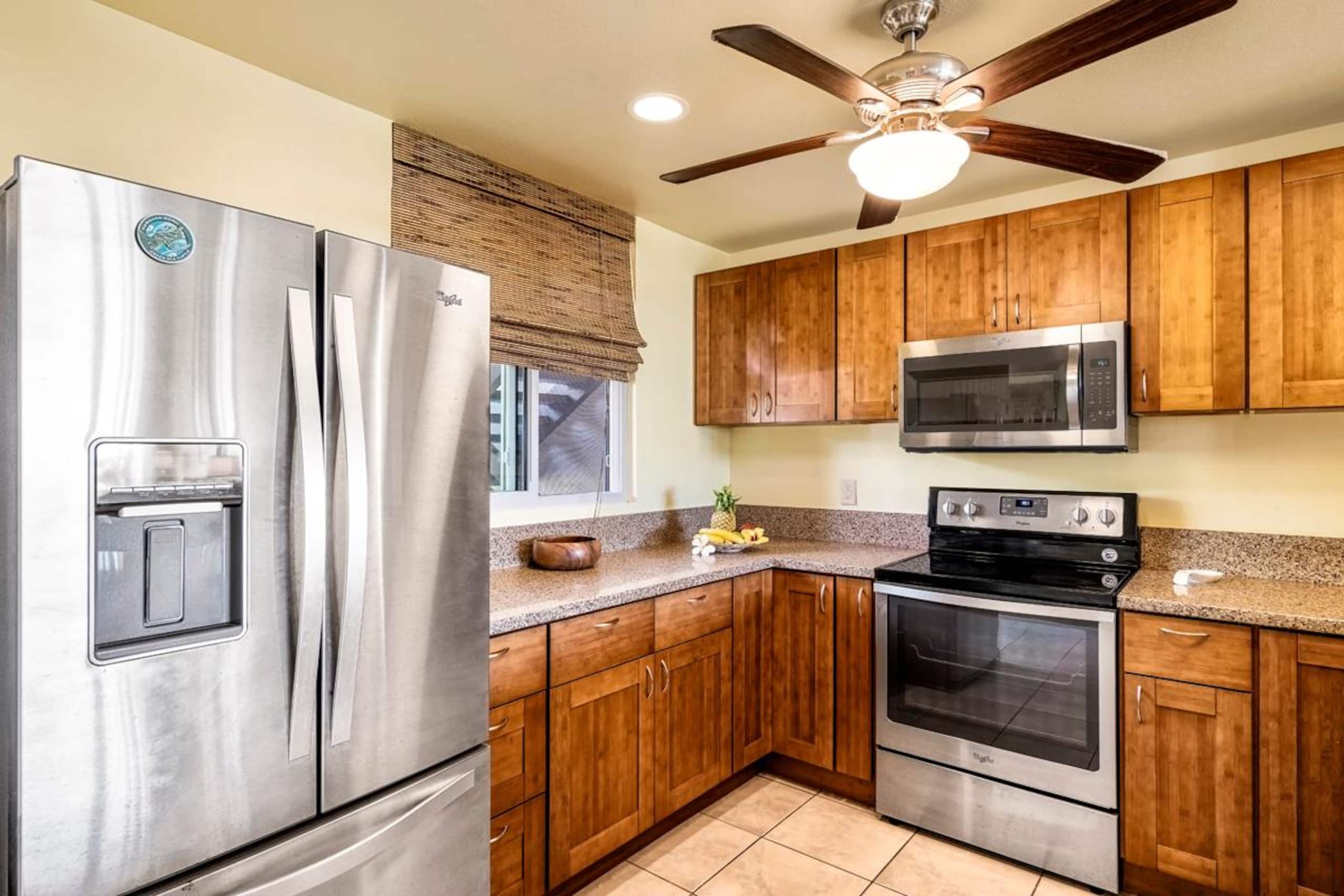 Condo in Kailua-Kona · ★4.89 · 2 bedrooms · 3 beds · 2 baths - Image 12