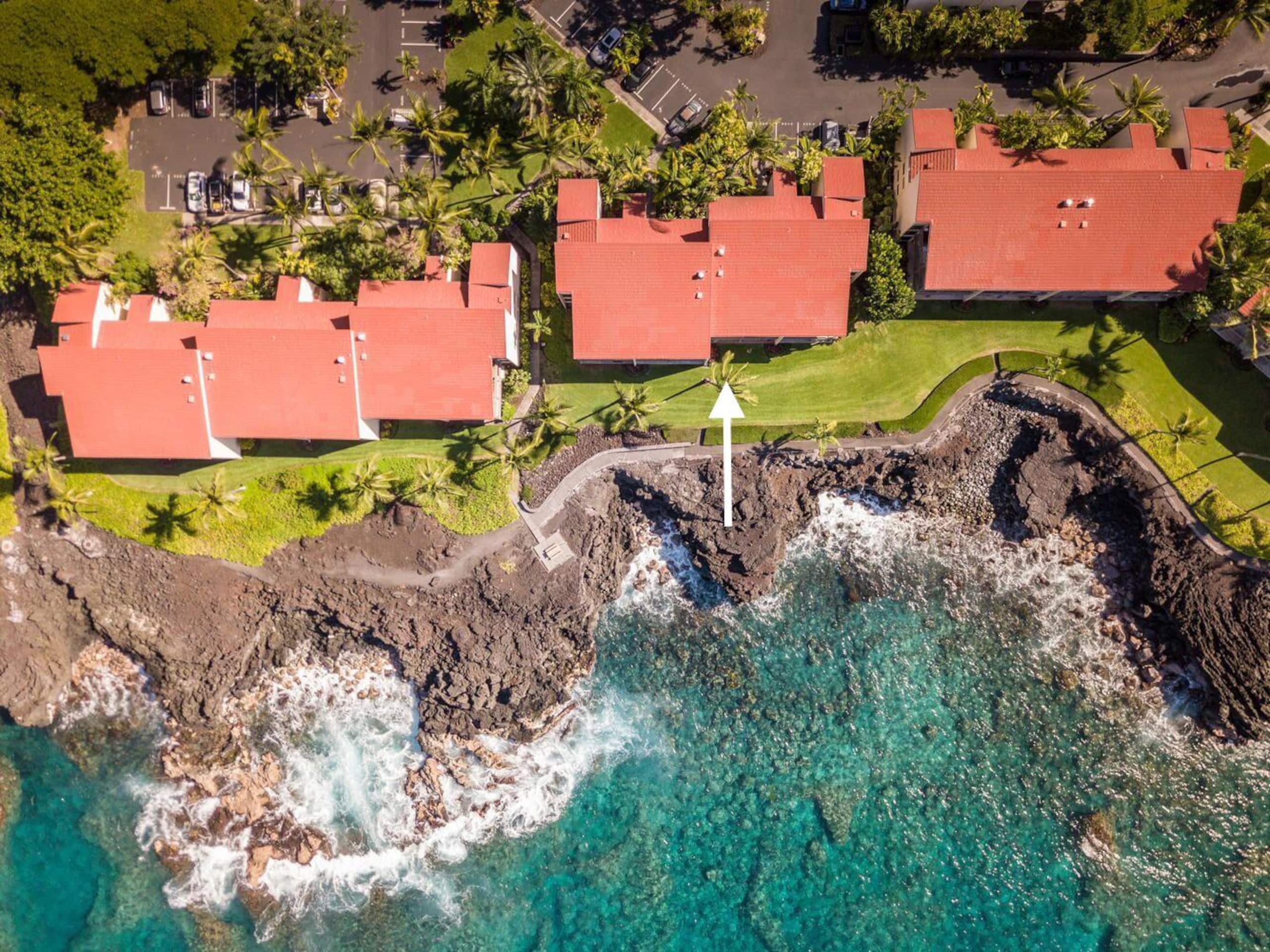 Condo in Kailua-Kona · ★4.89 · 2 bedrooms · 3 beds · 2 baths - Image 23