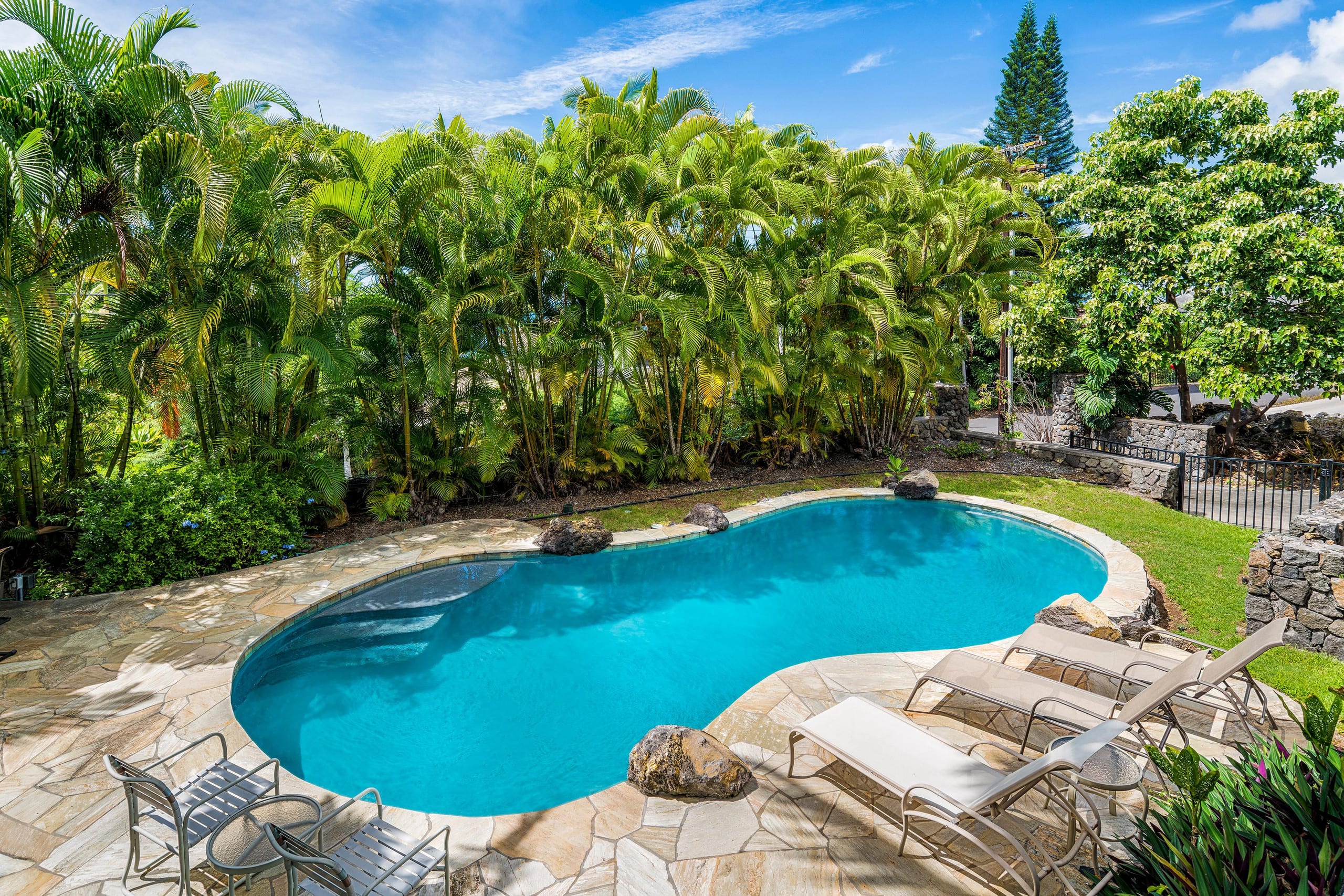 Home in Kailua-Kona · ★4.5 · 3 bedrooms · 4 beds · 2 baths - Image 39
