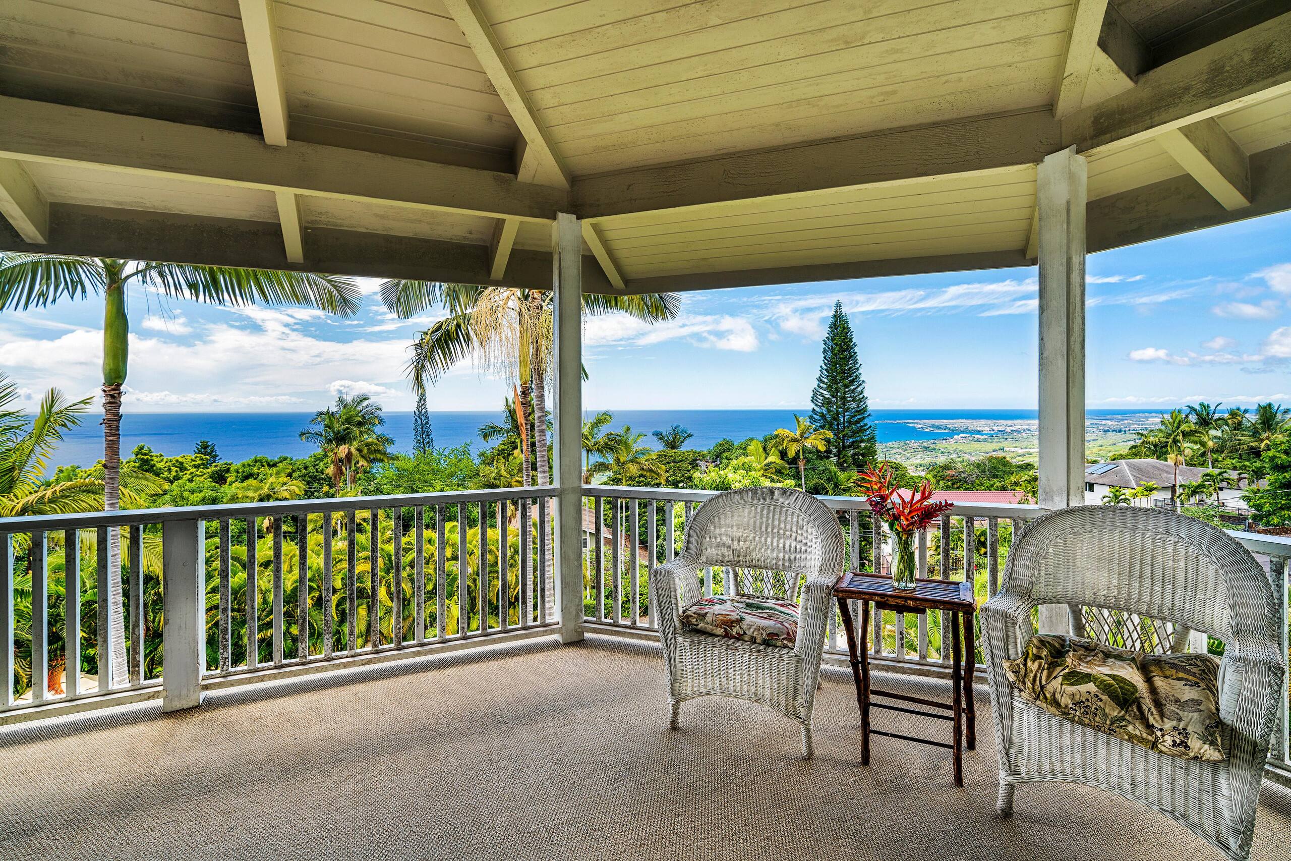 Home in Kailua-Kona · ★4.5 · 3 bedrooms · 4 beds · 2 baths - Image 16