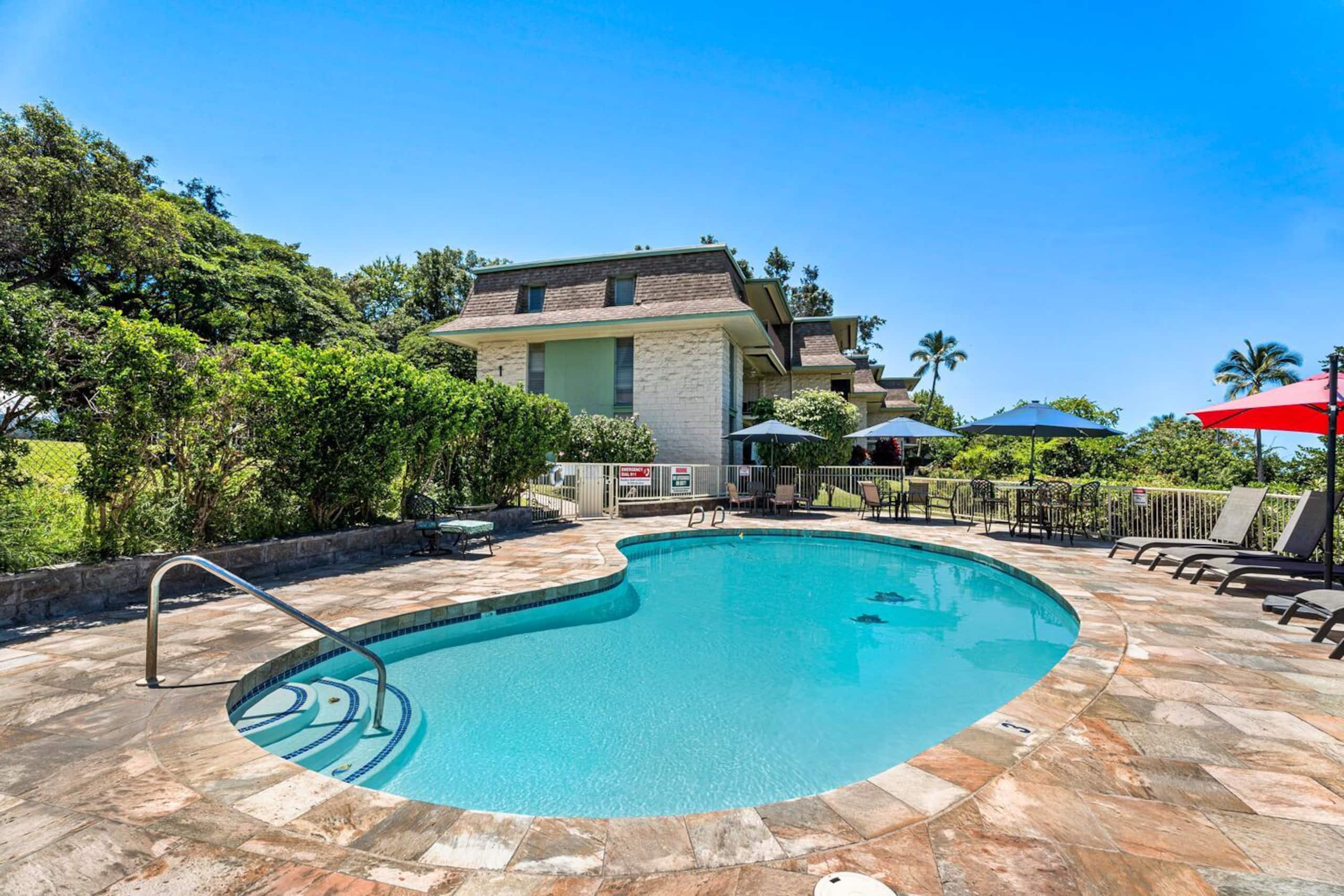 Condo in Kailua-Kona · ★4.76 · 1 bedroom · 2 beds · 2 private baths - Image 29