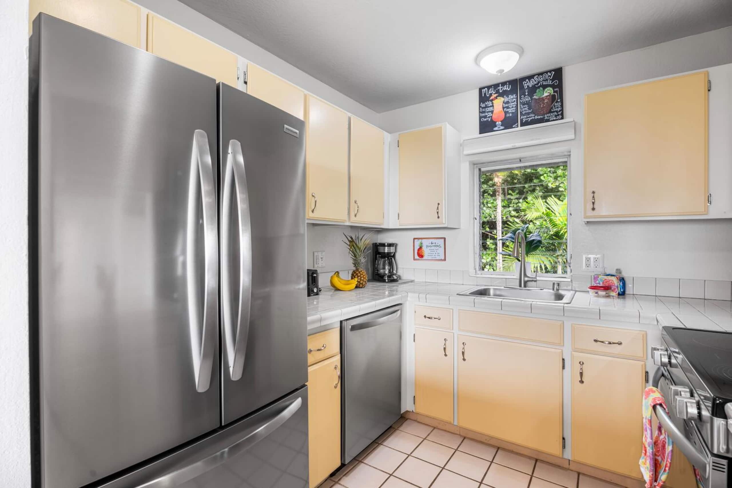 Condo in Kailua-Kona · ★4.76 · 1 bedroom · 2 beds · 2 private baths - Image 10